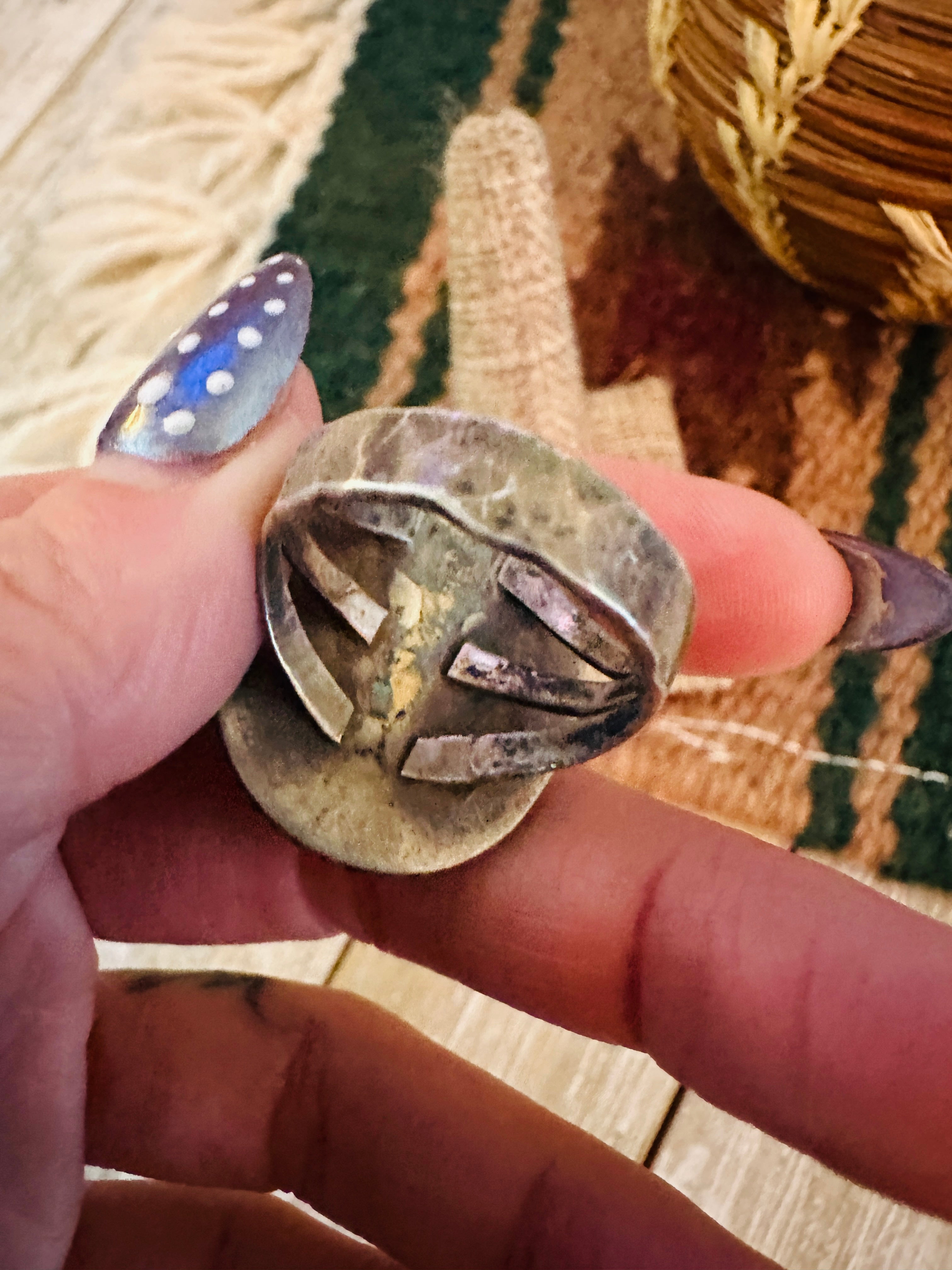 Old Pawn Handcrafted Turquoise & Sterling Silver Ring Size 9.75