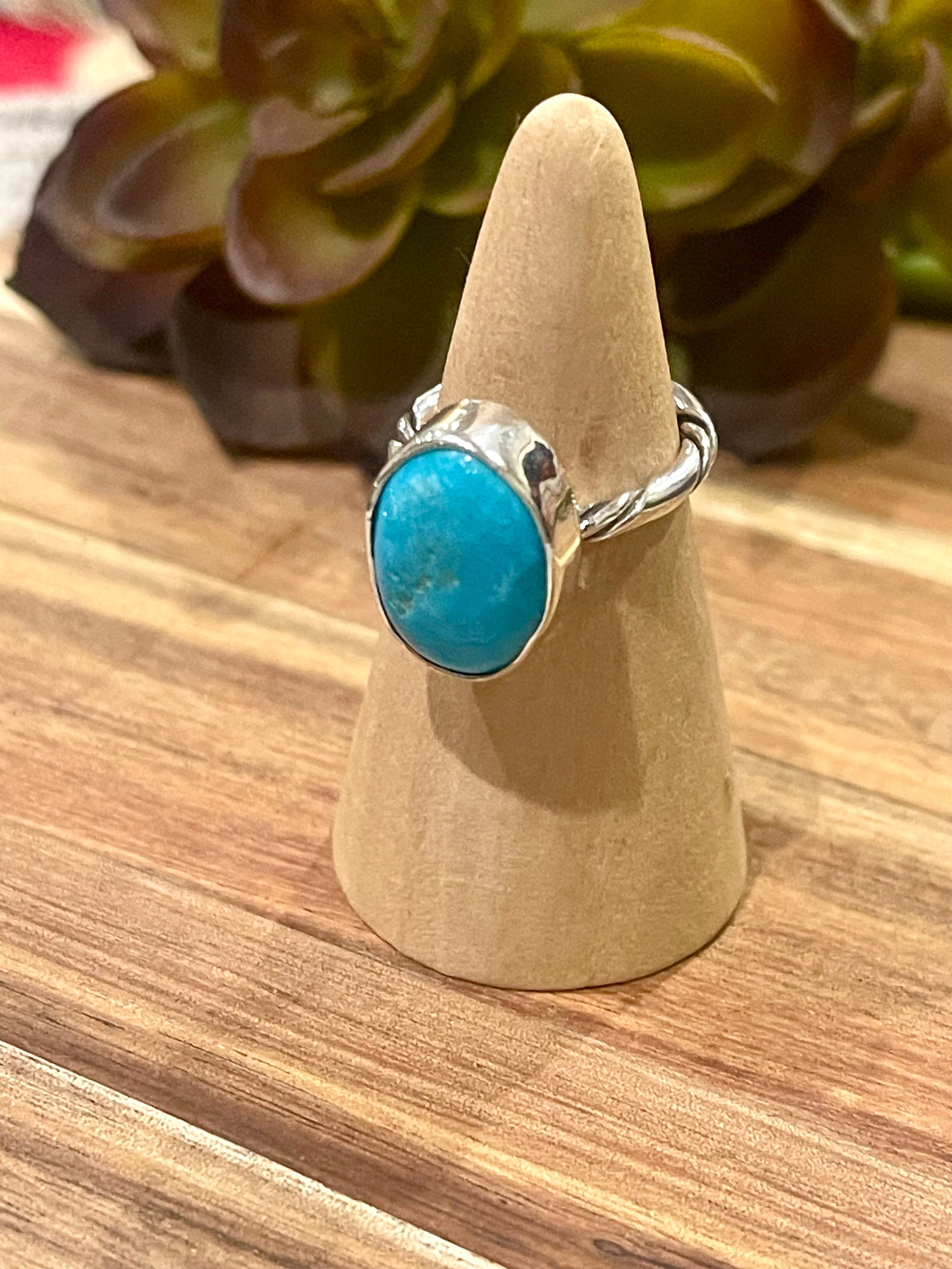 Navajo Turquoise & Sterling Silver Ring Size 5.75