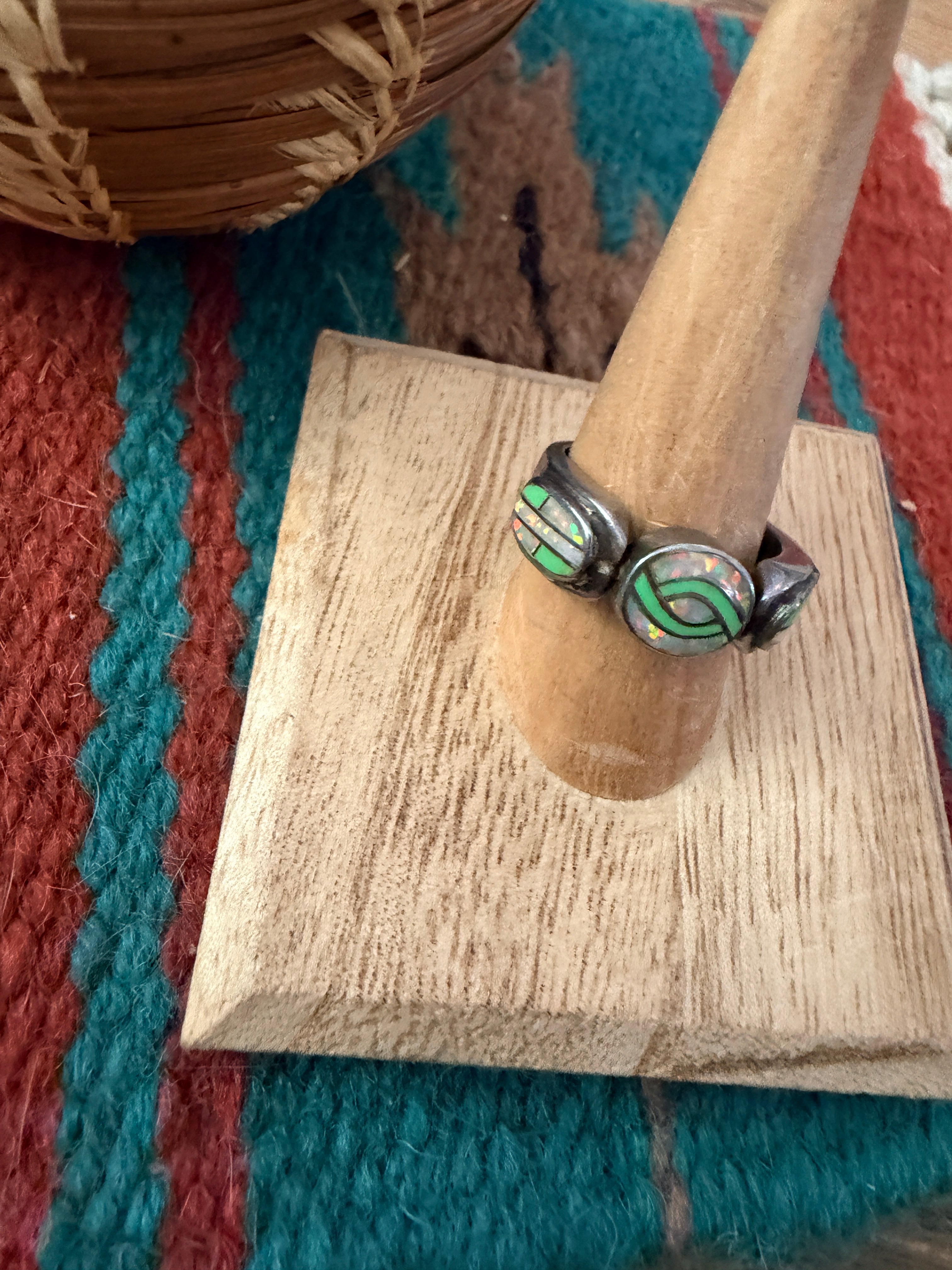 Old Pawn Handcrafted Multi Stone & Sterling Silver Inlay Ring Size 9