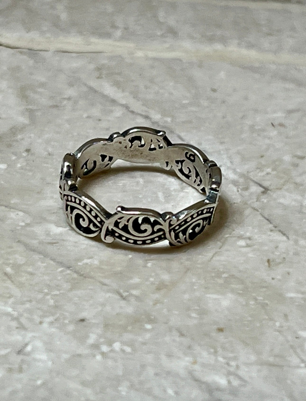 Celtic Swirl Sterling Silver Band Ring Size 8.5