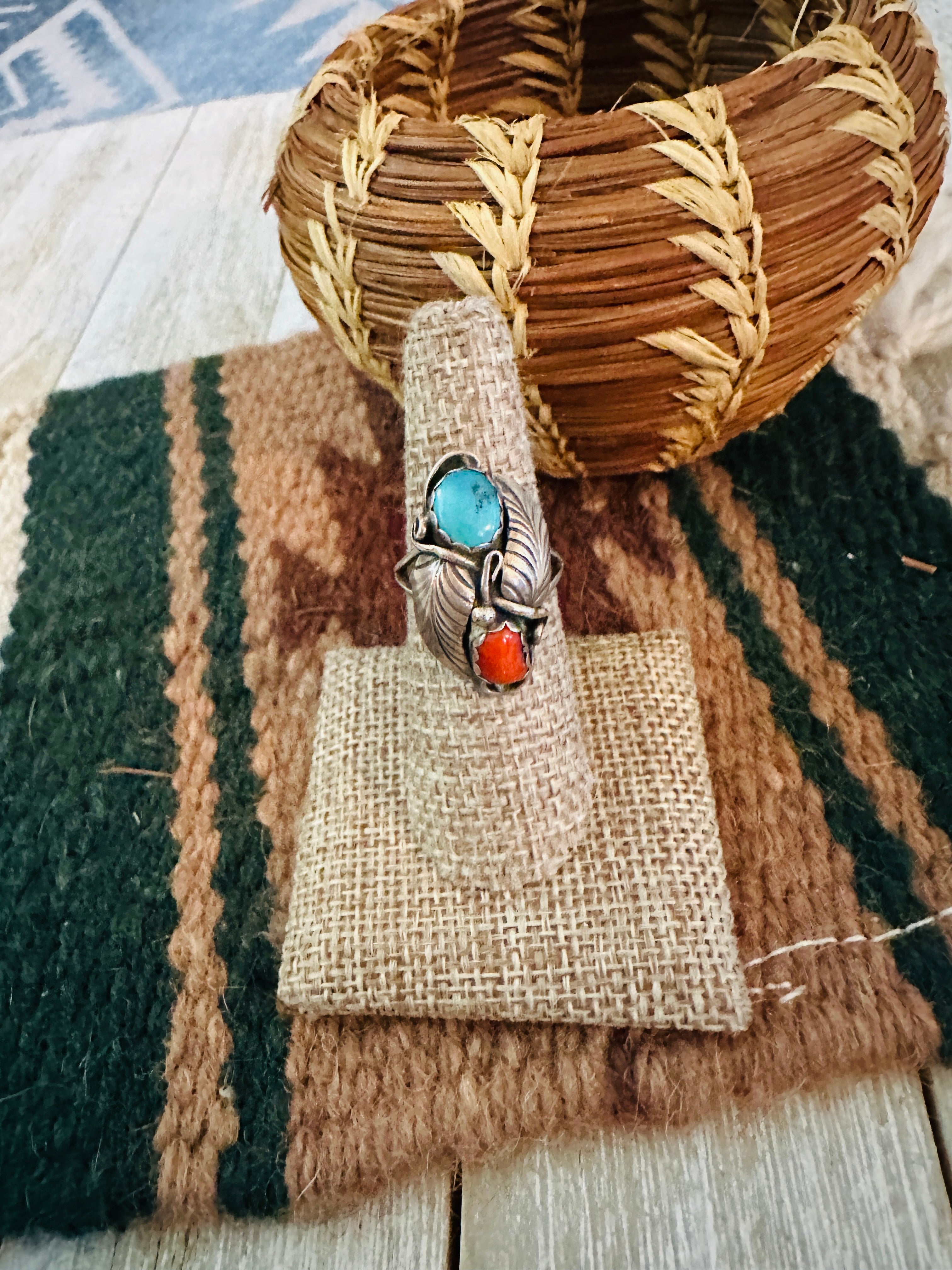 Old Pawn Handcrafted Turquoise, Coral & Sterling Silver Ring Size 7