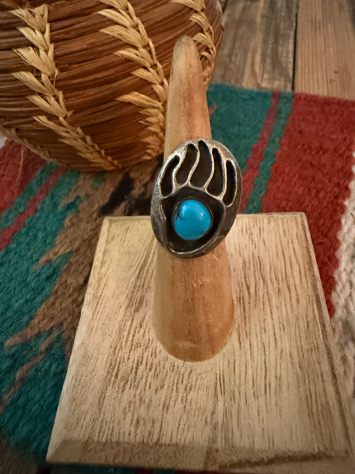 Old Pawn Handcrafted Turquoise & Sterling Silver Bear Paw Ring Size 4.25