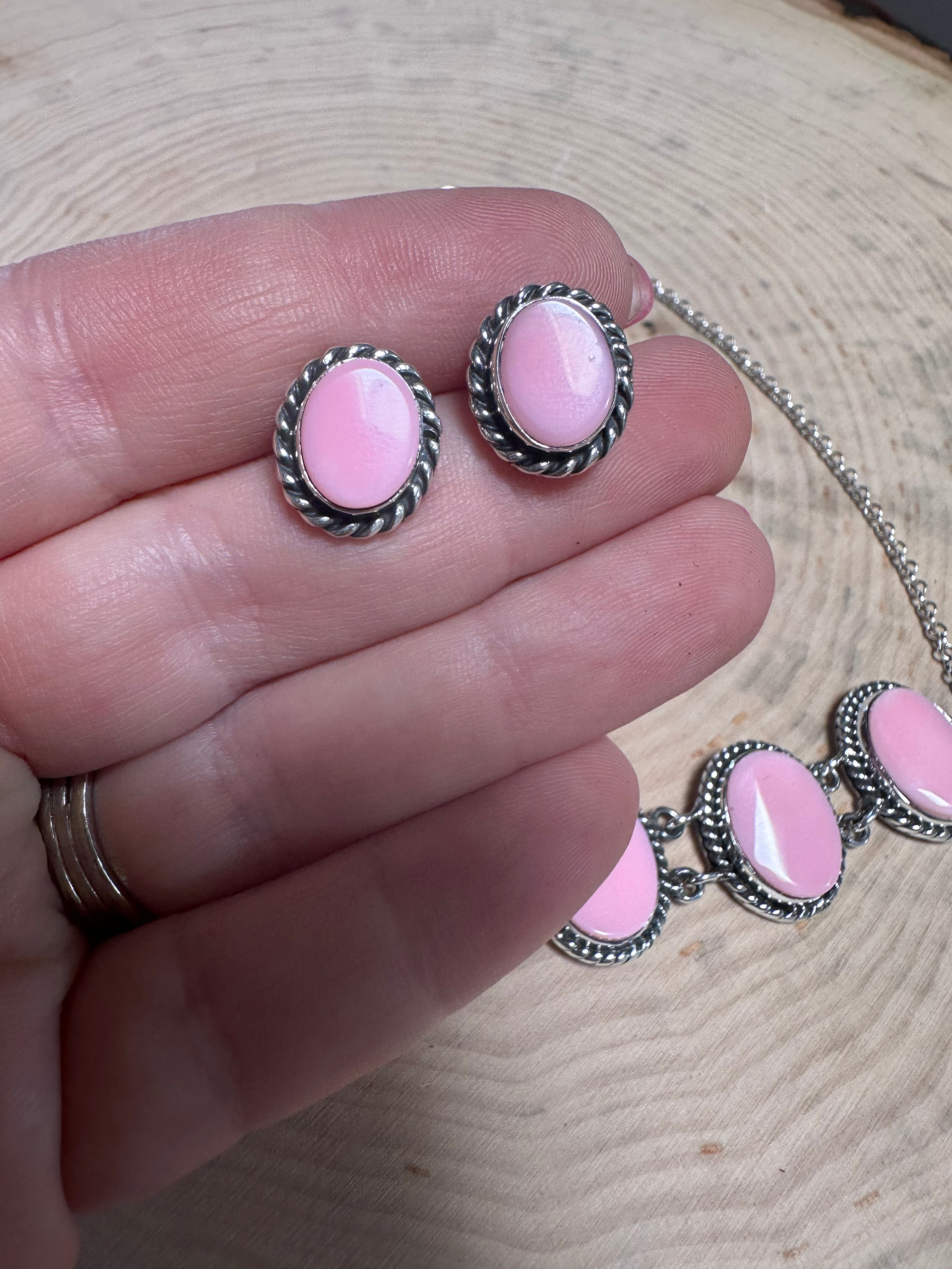 Handmade Sterling Silver & Pink Conch Choker Necklace Set