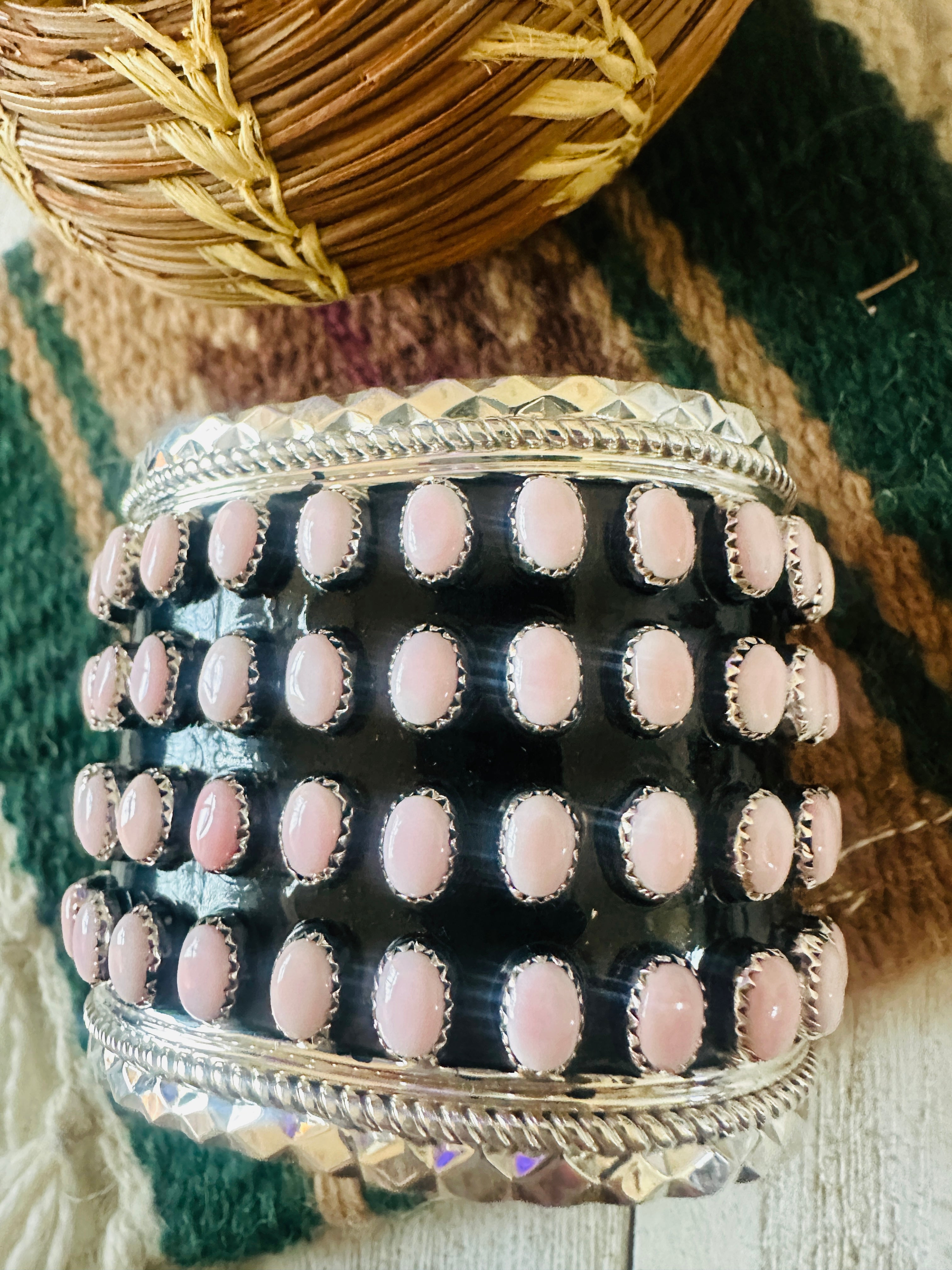 Stunning Navajo Queen Pink Conch Shell & Sterling Silver Cluster Cuff Bracelet