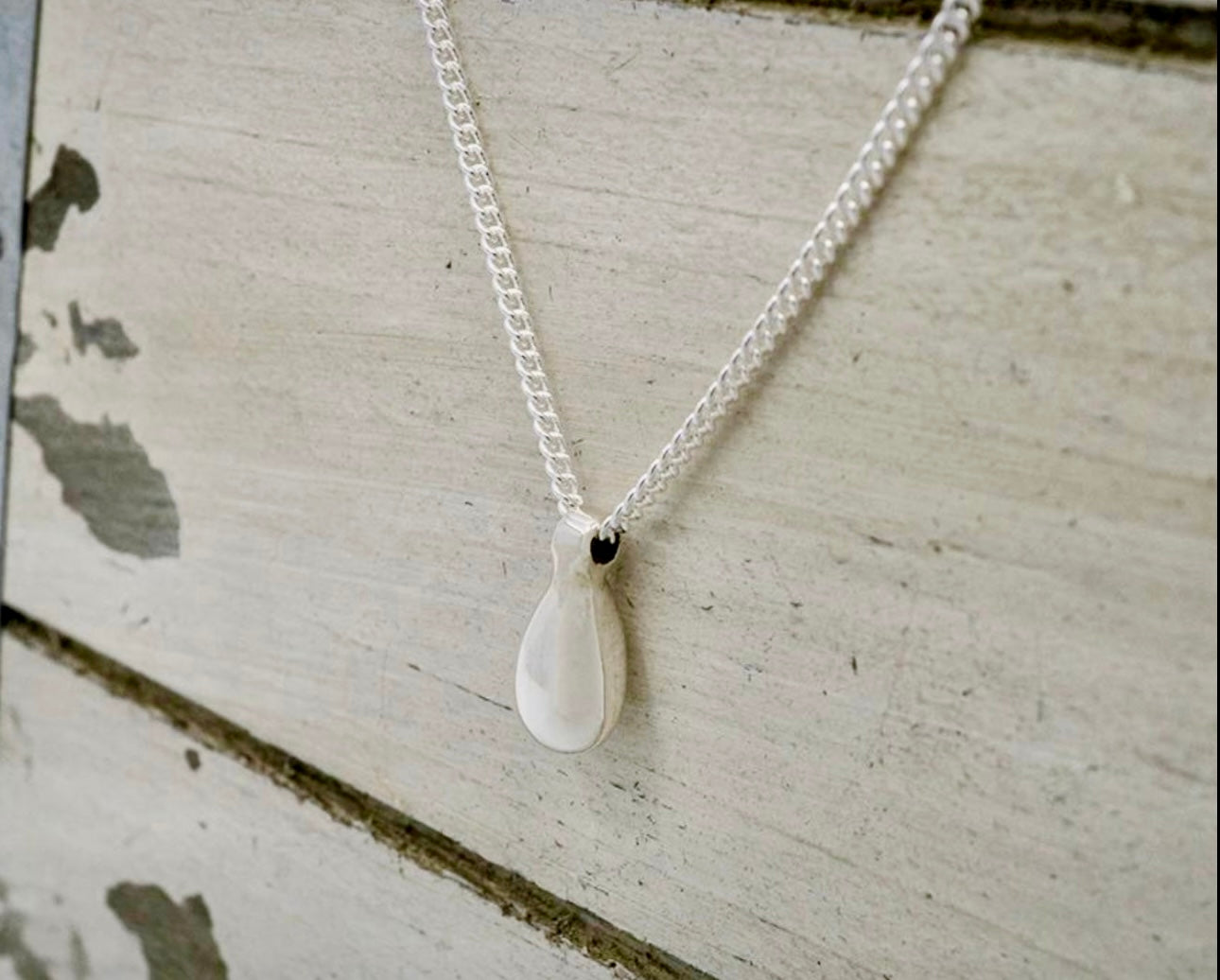 16” Mini Teardrop Necklace