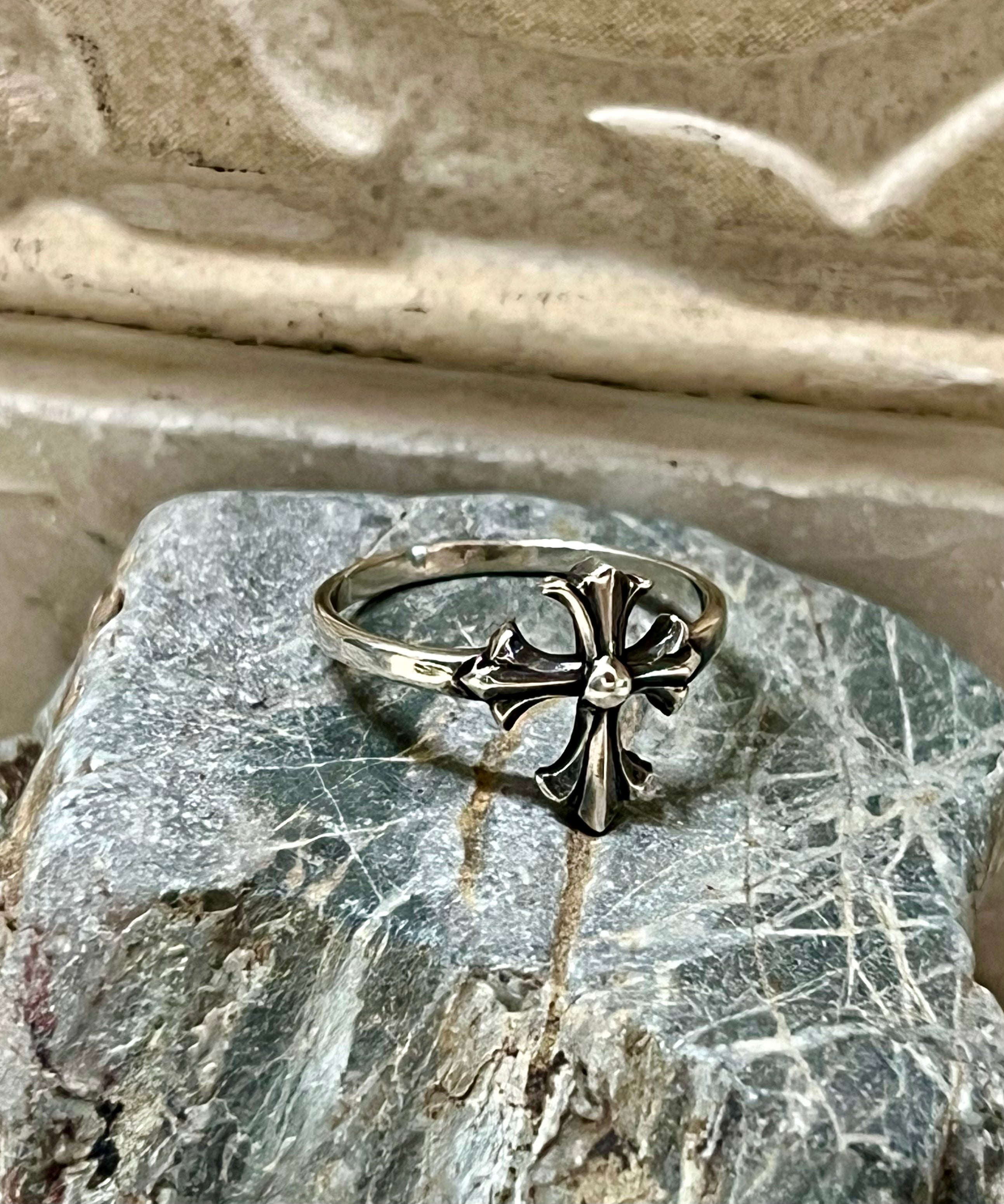 Vintage Style Sterling Silver Cross Ring