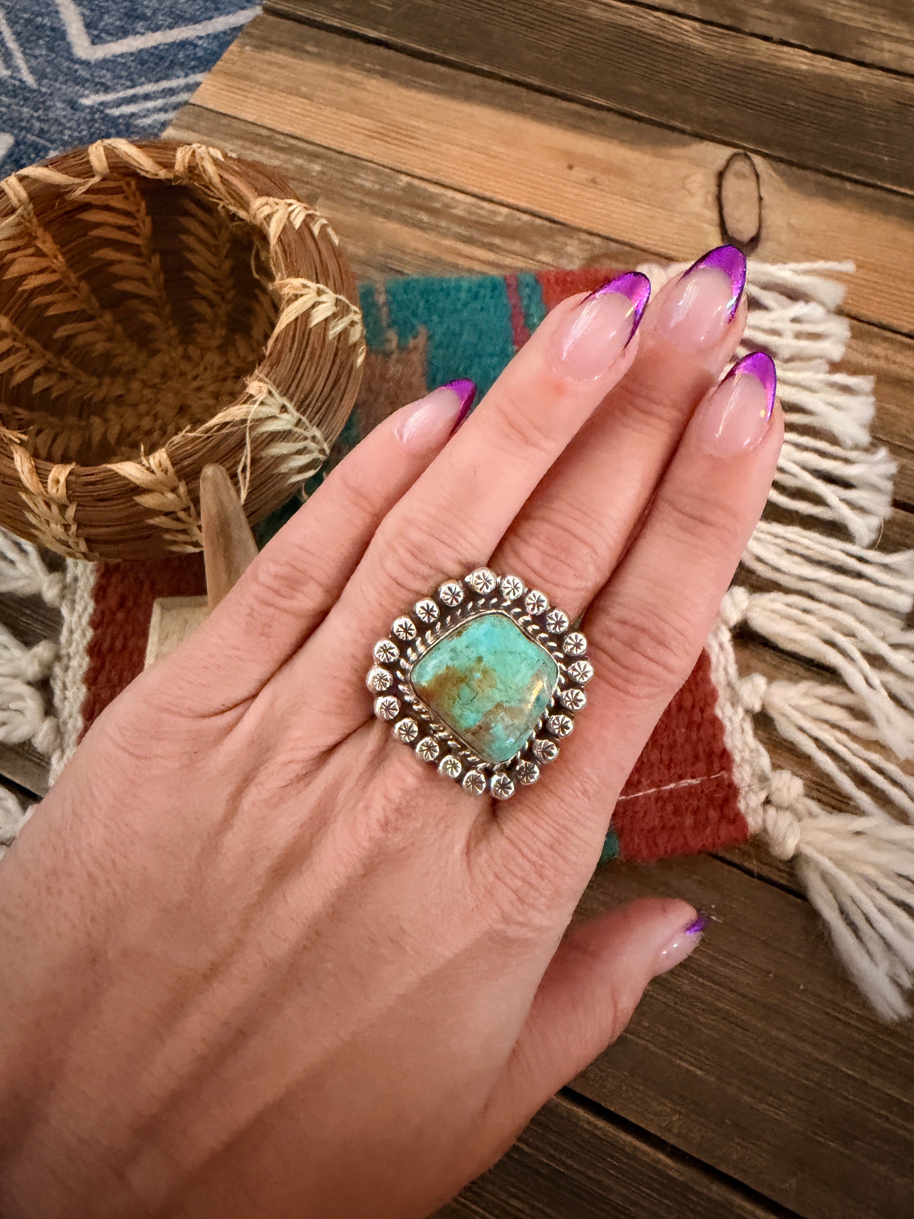 Old Pawn Handcrafted Turquoise & Sterling Silver Ring Size 9