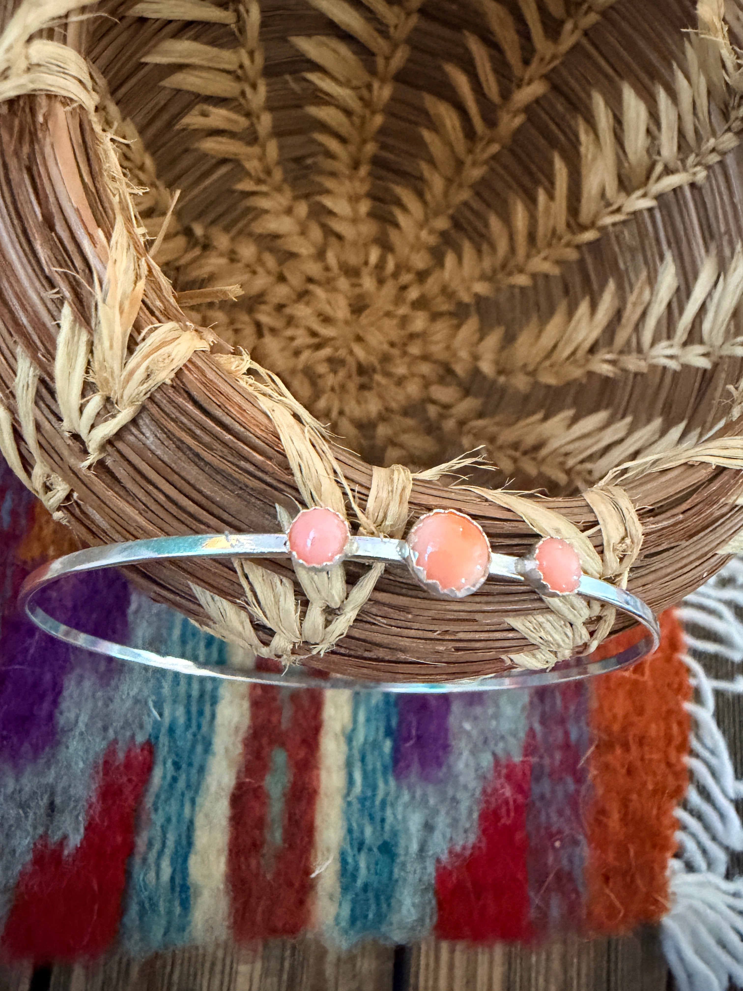 Handmade Queen Pink Conch & Sterling Silver Bangle Bracelet