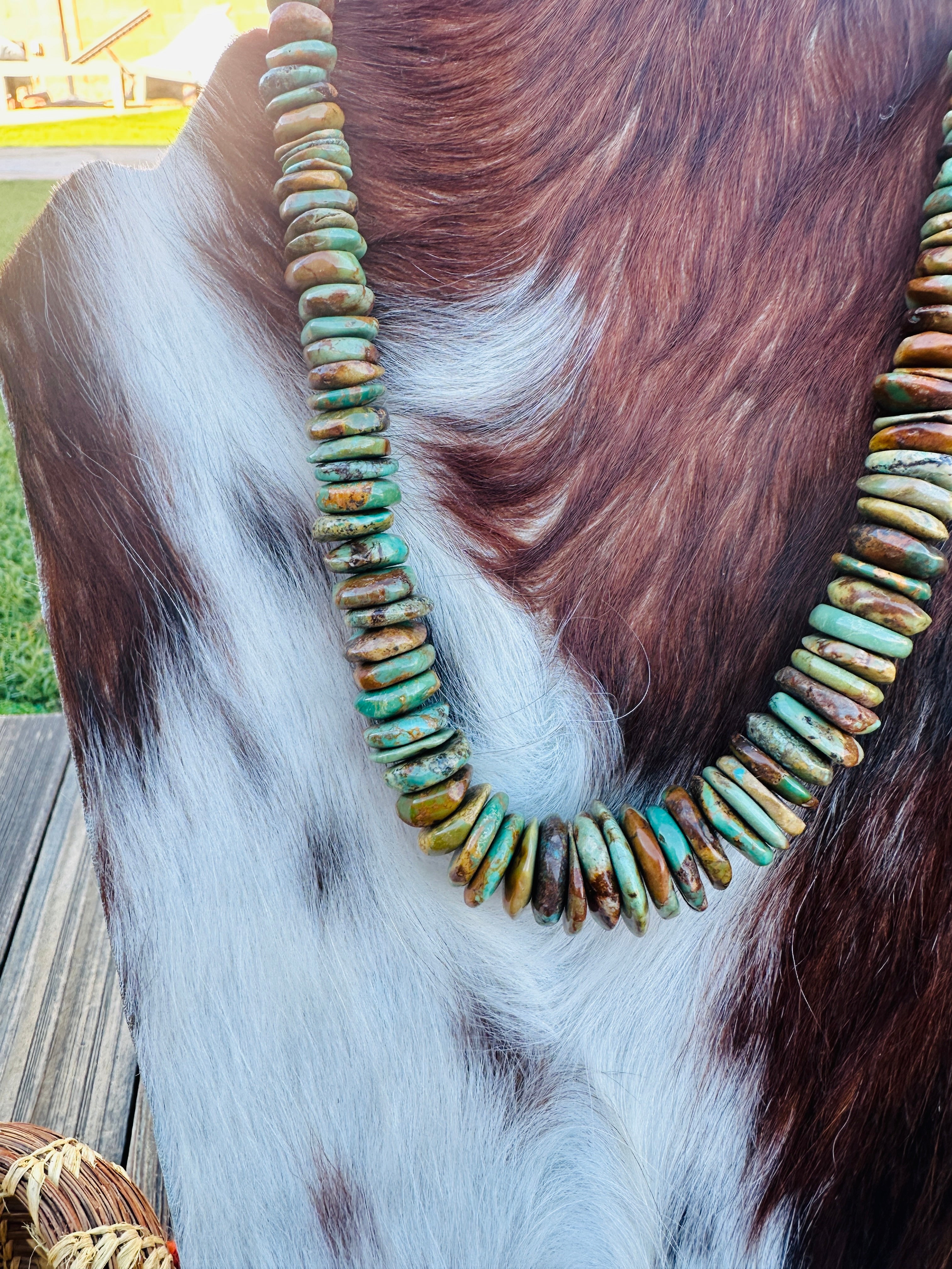 Old Pawn Handcrafted Royston Turquoise Beaded 16” Necklace