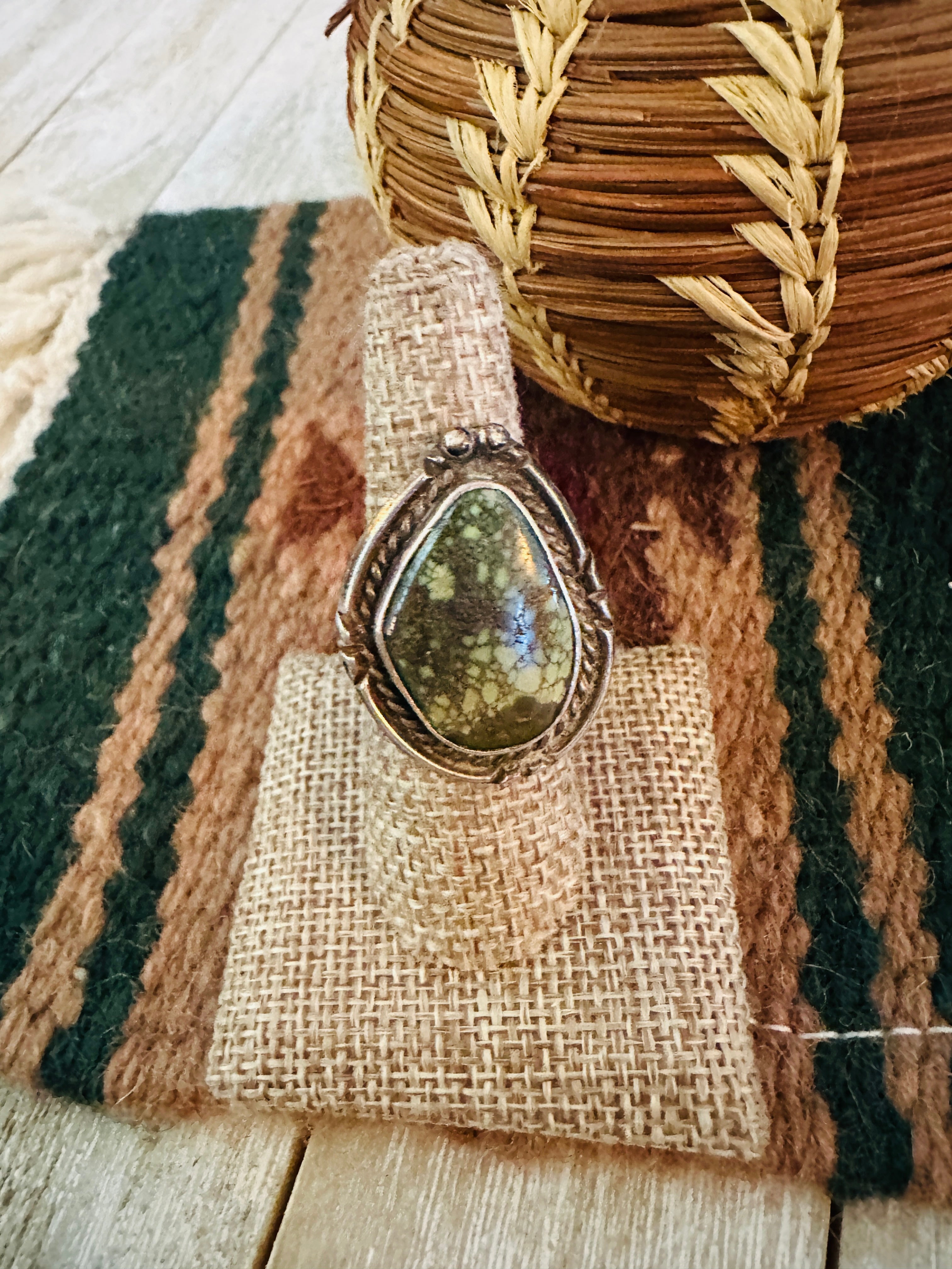 Old Pawn Handcrafted Turquoise & Sterling Silver Ring Size 7