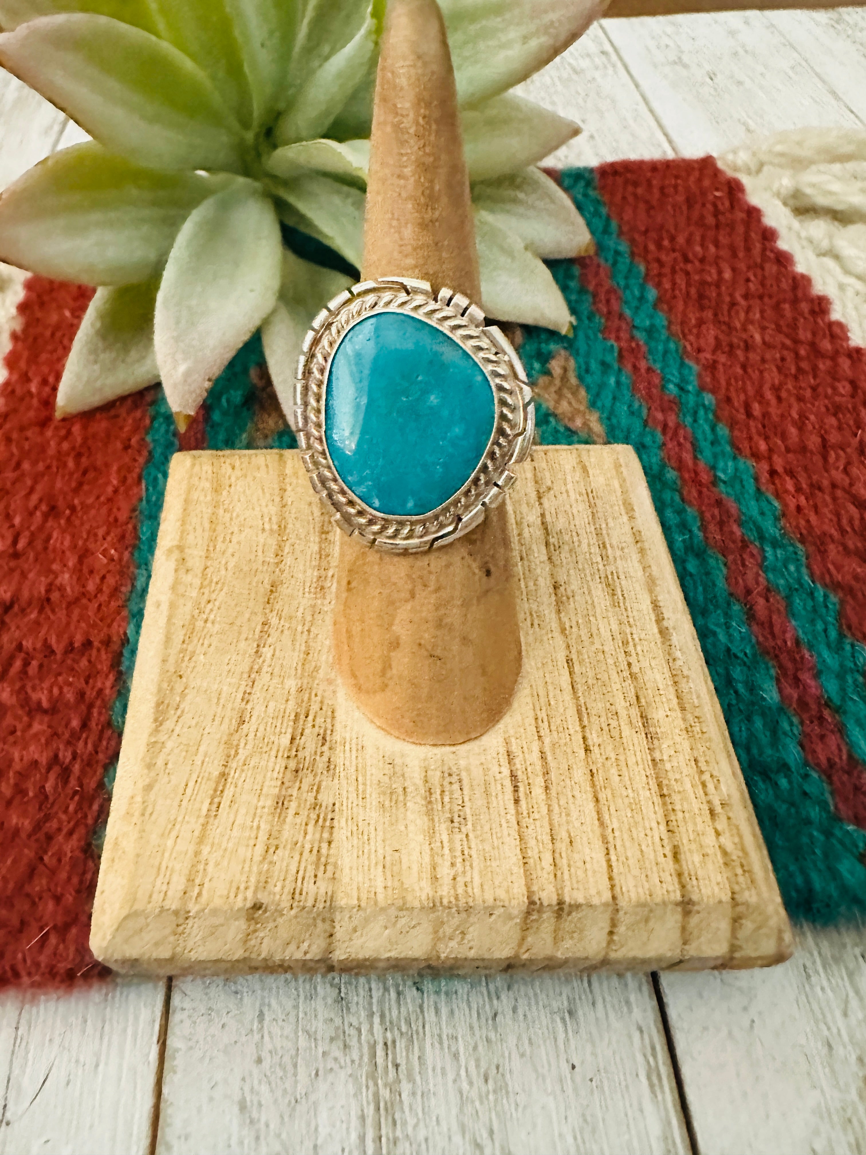 Navajo Kingman Turquoise & Sterling Silver Ring Size 5.75