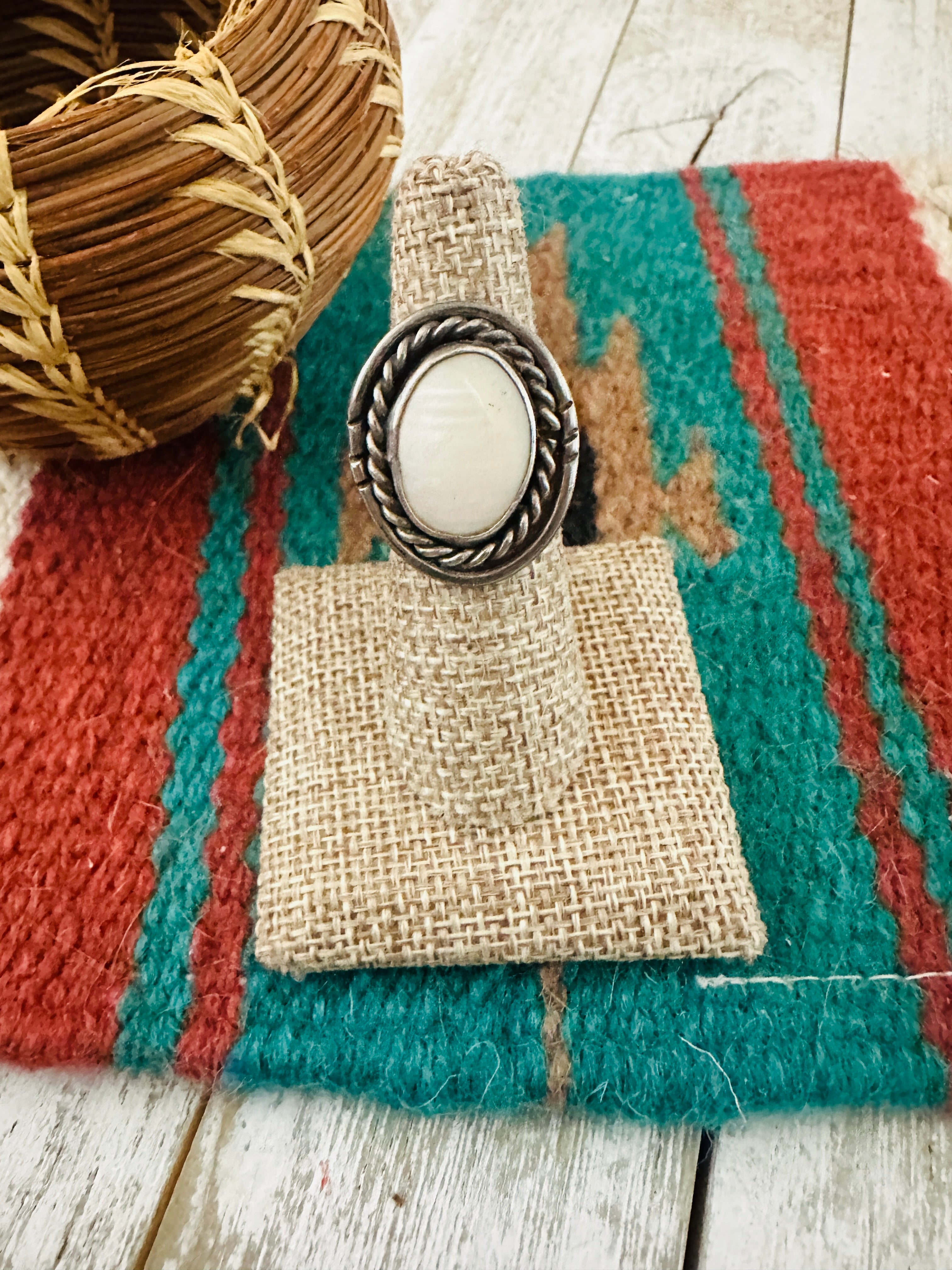 Handcrafted Old Pawn Sterling Silver & Mother of Pearl Ring Size 6.5