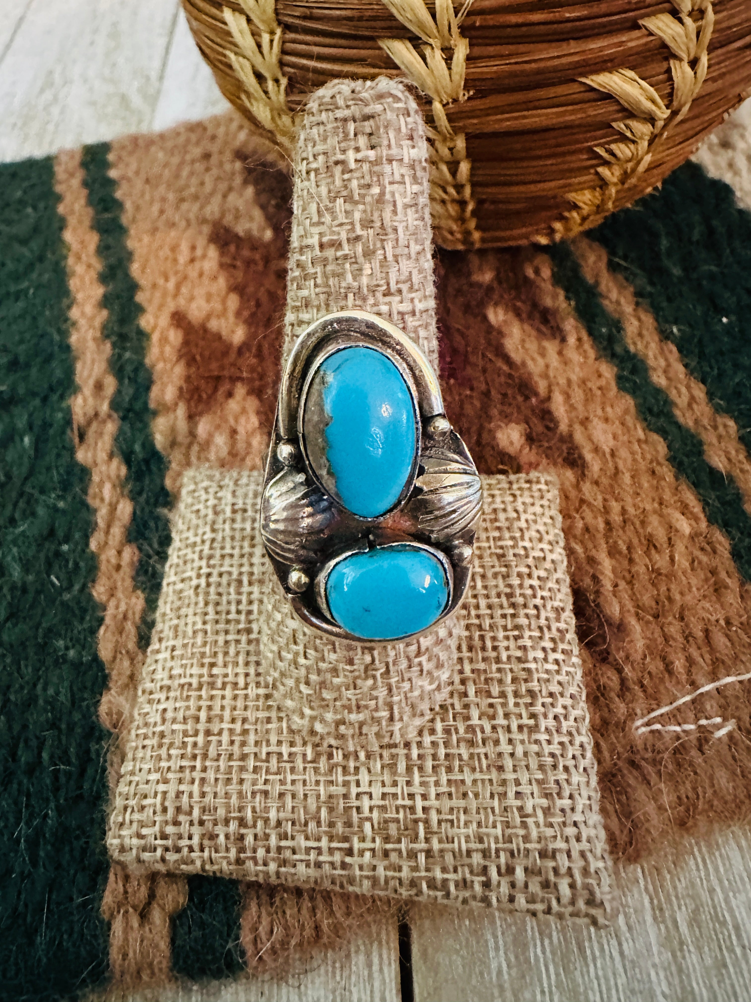 Old Pawn Handcrafted Turquoise & Sterling Silver Ring Size 9.5