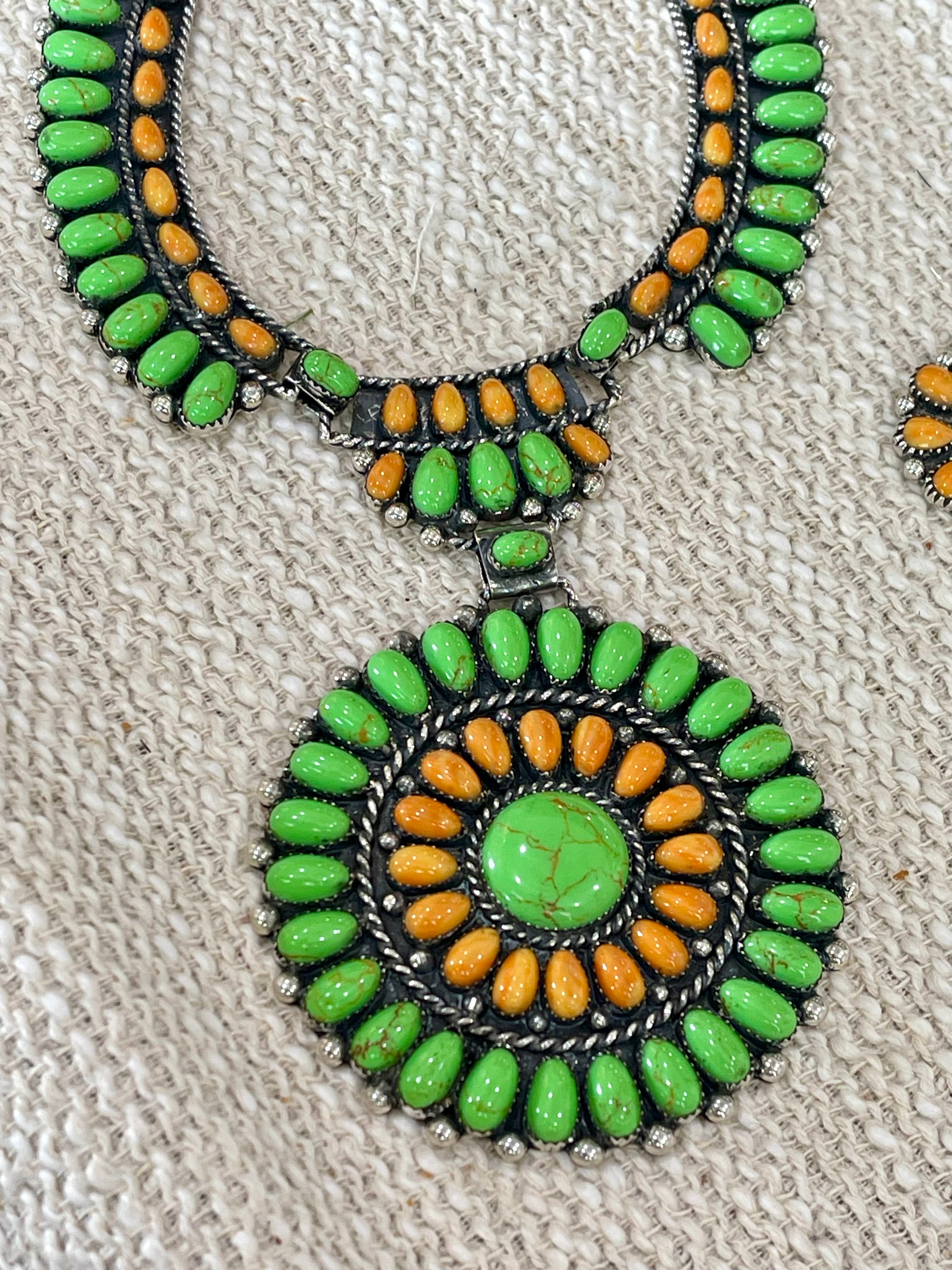 Beautiful Sterling Silver, Dyed Kingman Turquoise & Orange Spiny Cluster Necklace And Earring Set