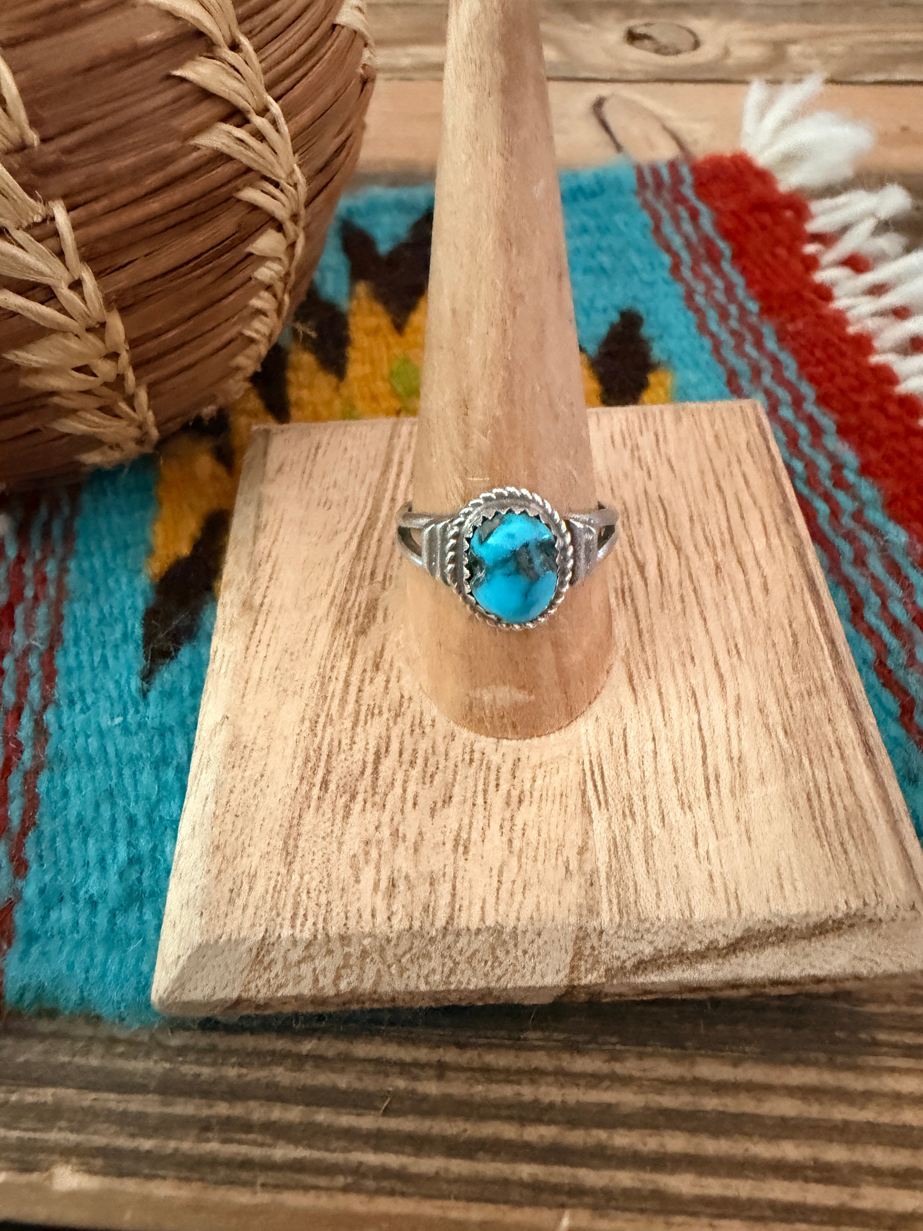 Old Pawn Handcrafted Turquoise & Sterling Silver Ring Size 9.25