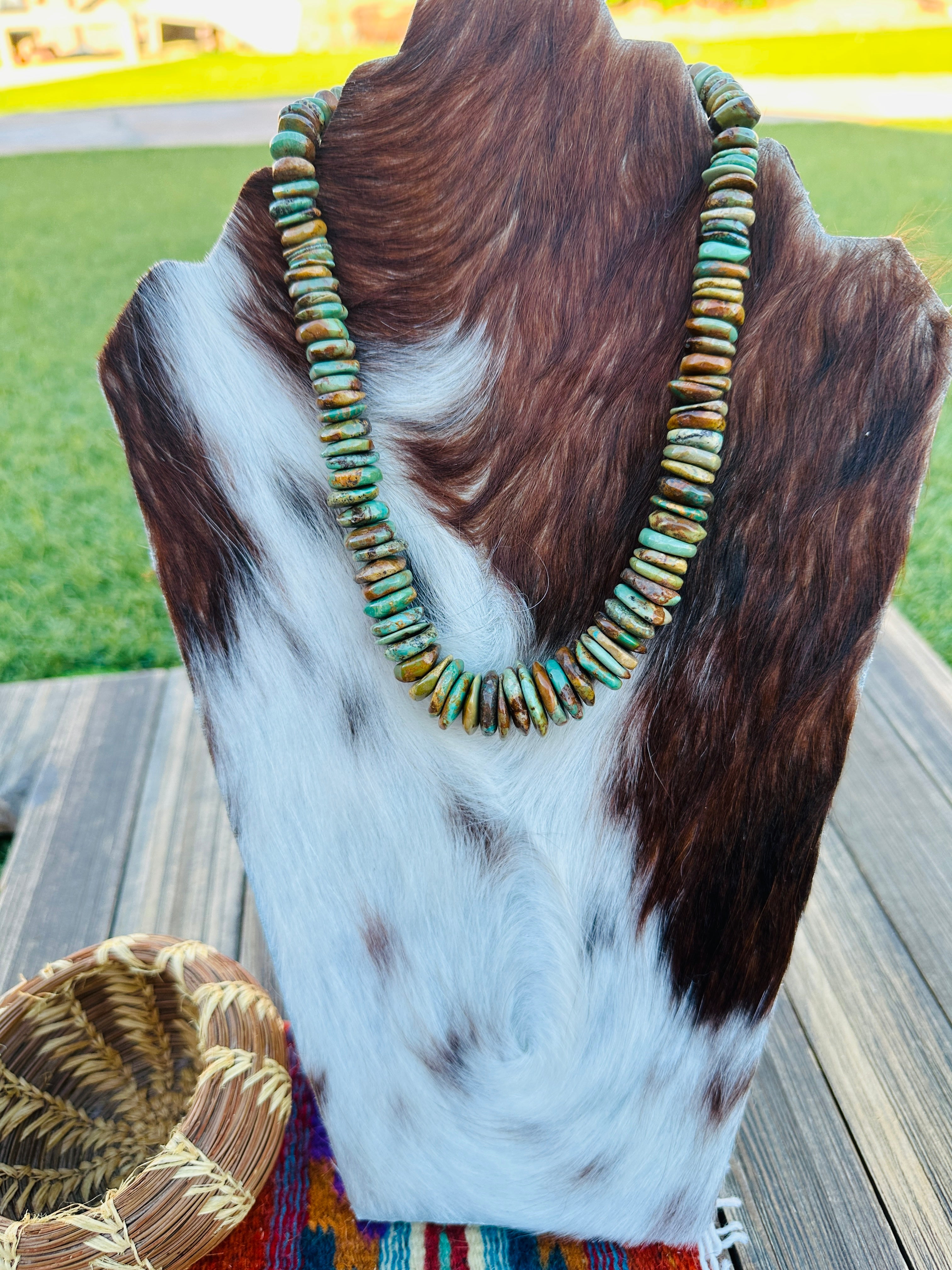 Old Pawn Handcrafted Royston Turquoise Beaded 16” Necklace