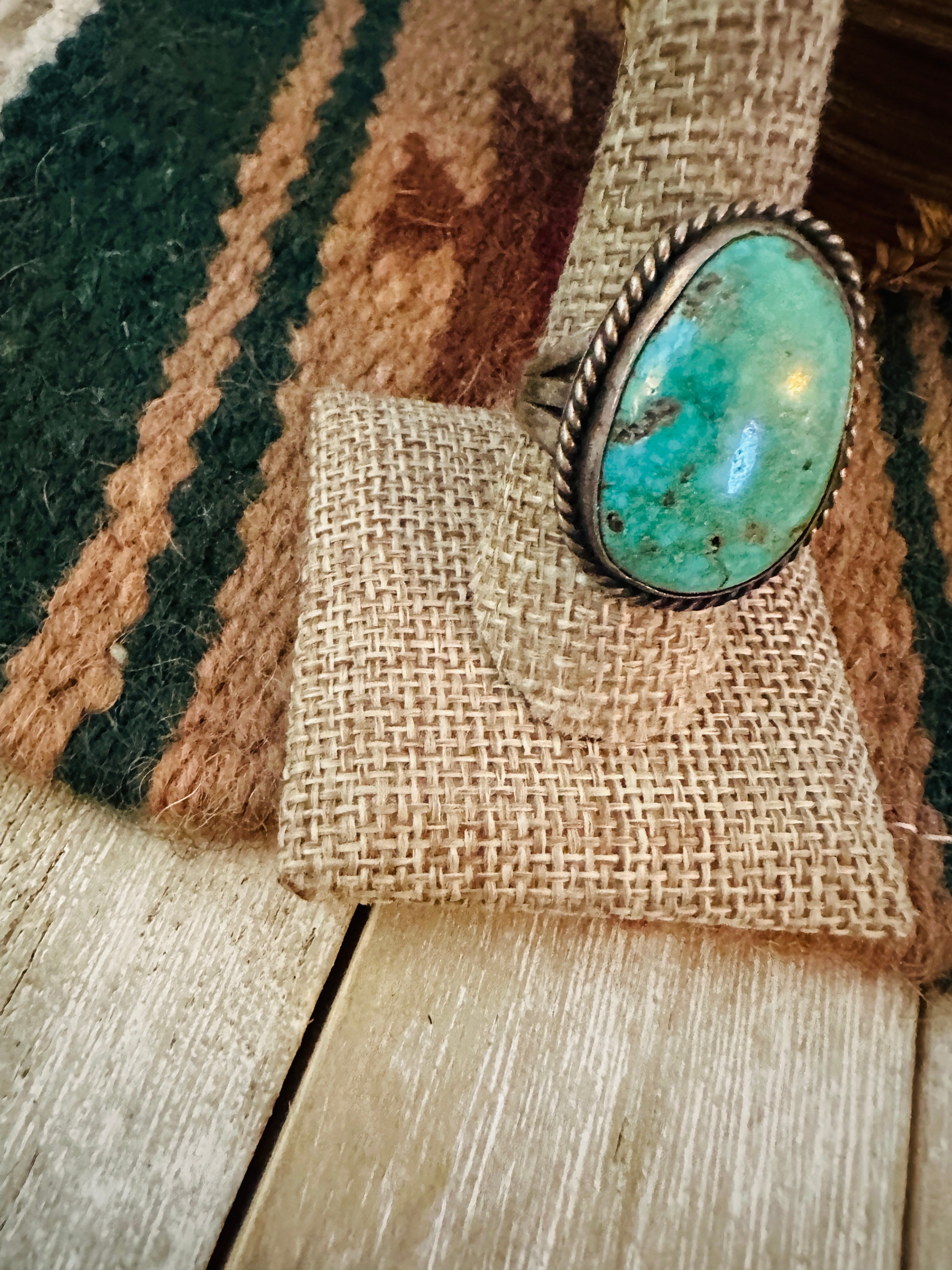 Old Pawn Handcrafted Turquoise & Sterling Silver Ring Size 9.75