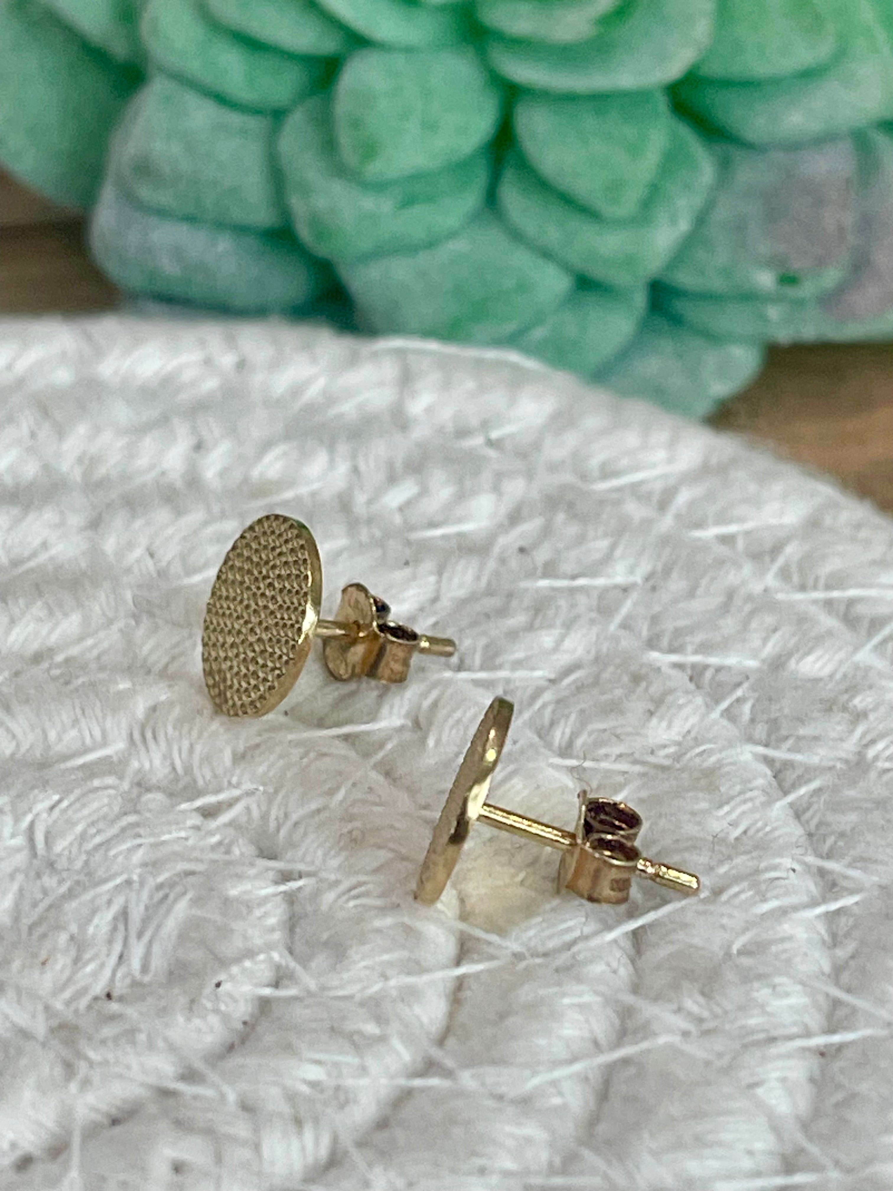 Vintage Gold Plated Stud Circle Earrings