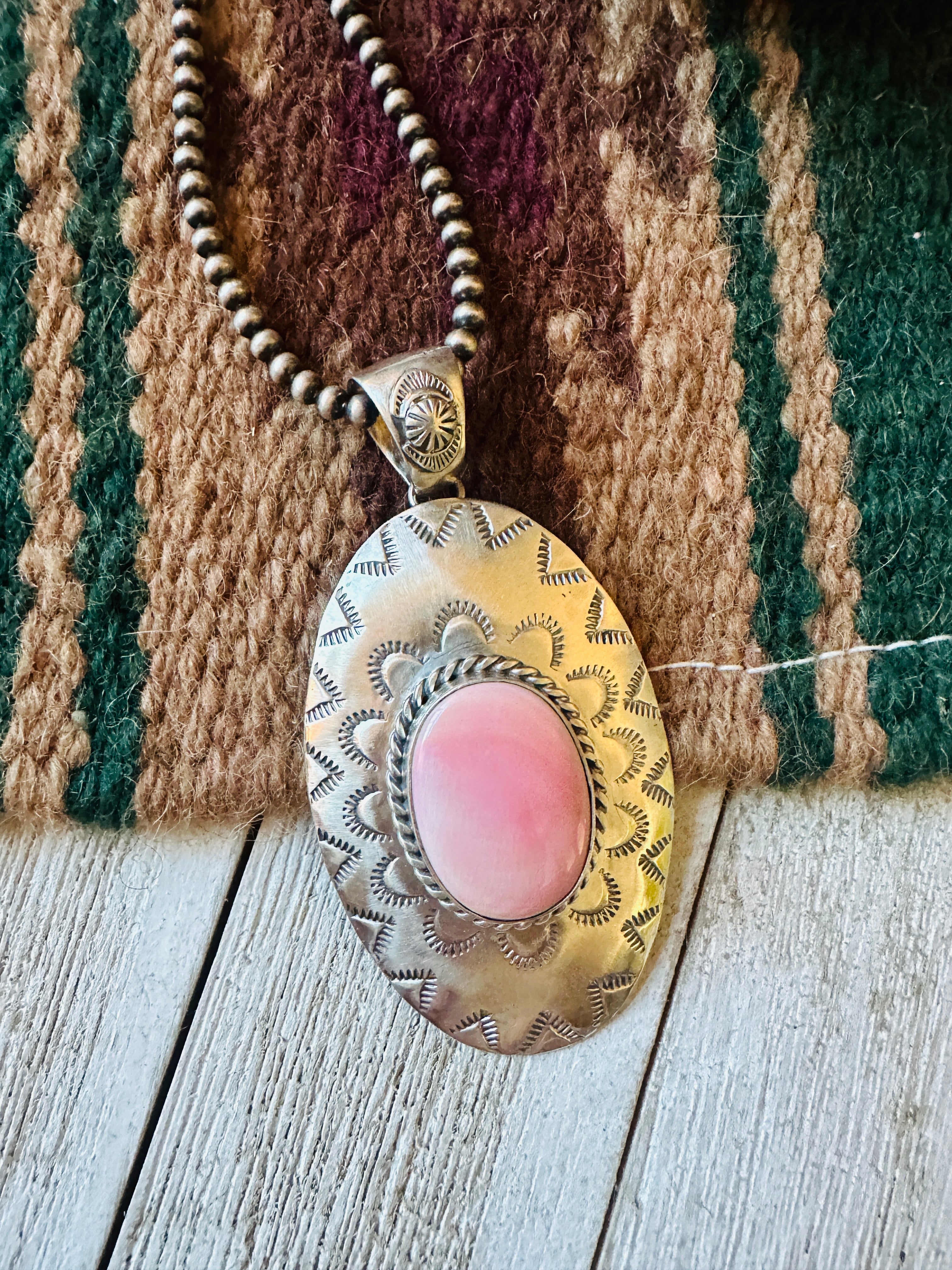 VINTAGE/NATIVE NECKLACE / store STERLING SHELL