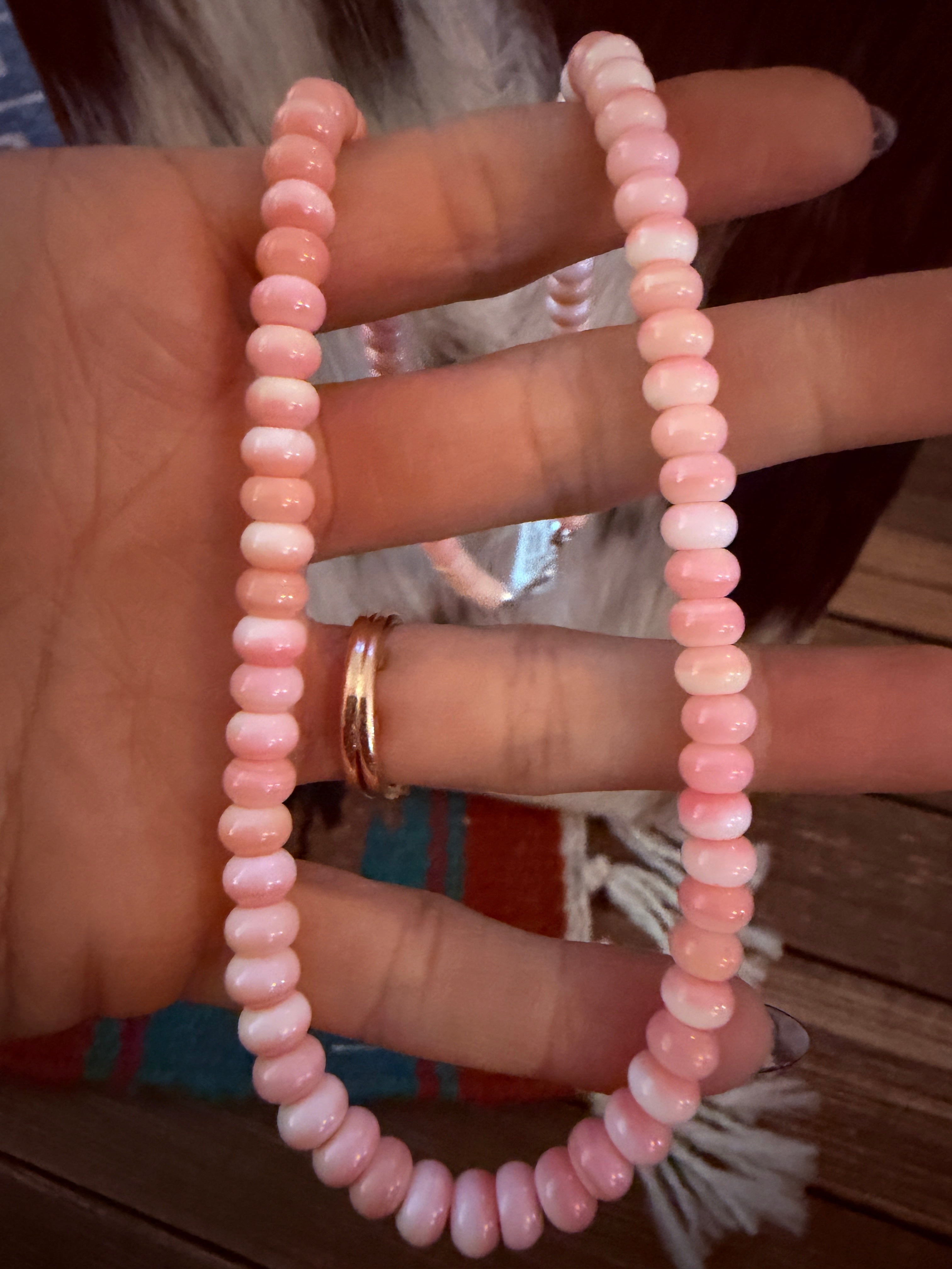 Handcrafted 5mm Queen Pink Conch 18” Beaded Necklace