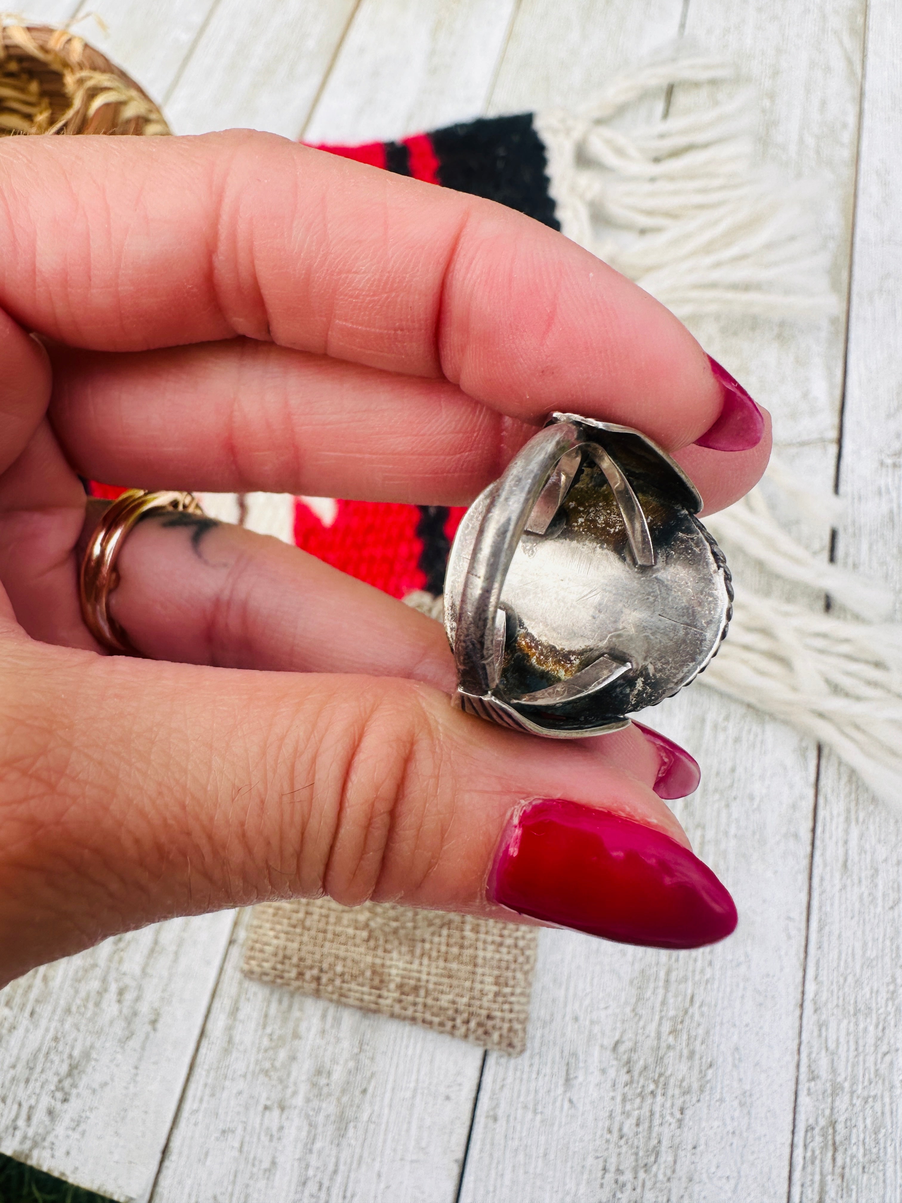 Old Pawn Handcrafted Turquoise & Sterling Silver Ring Size 9