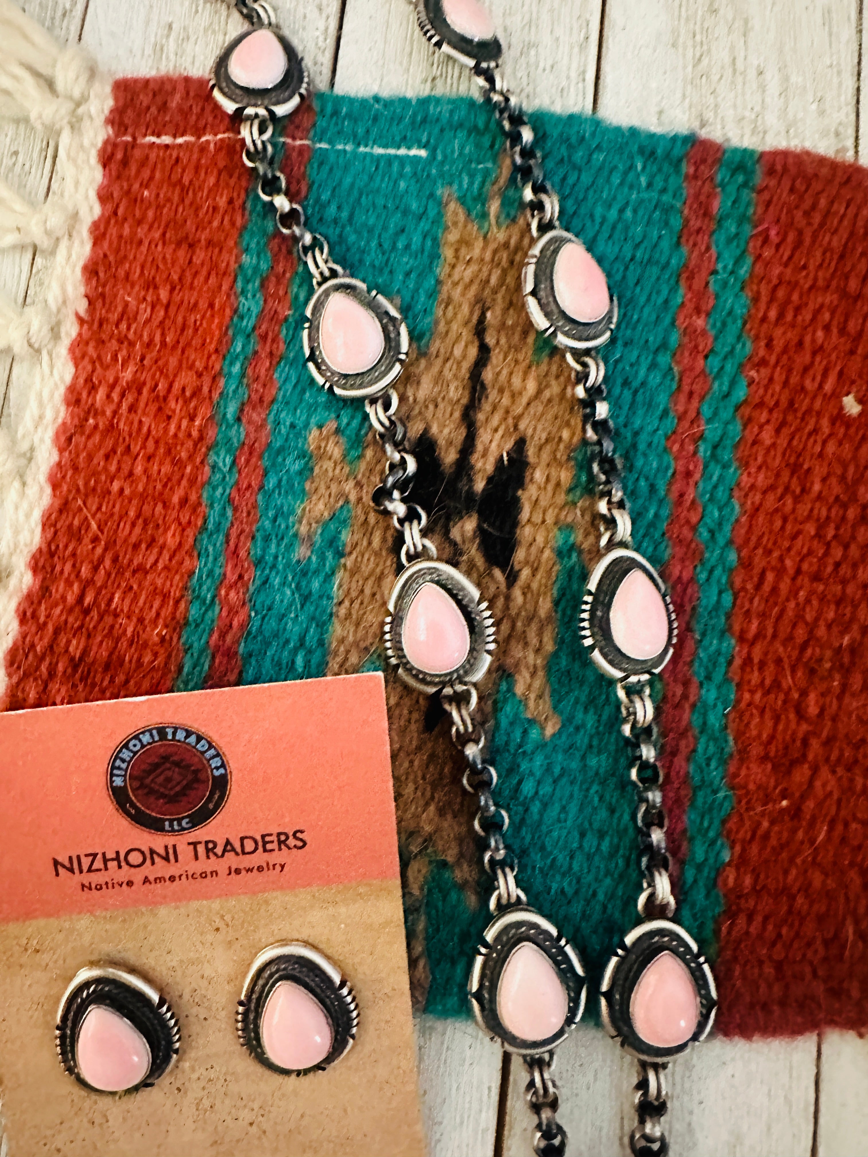 Navajo Queen Pink Conch & Sterling Silver Necklace Set