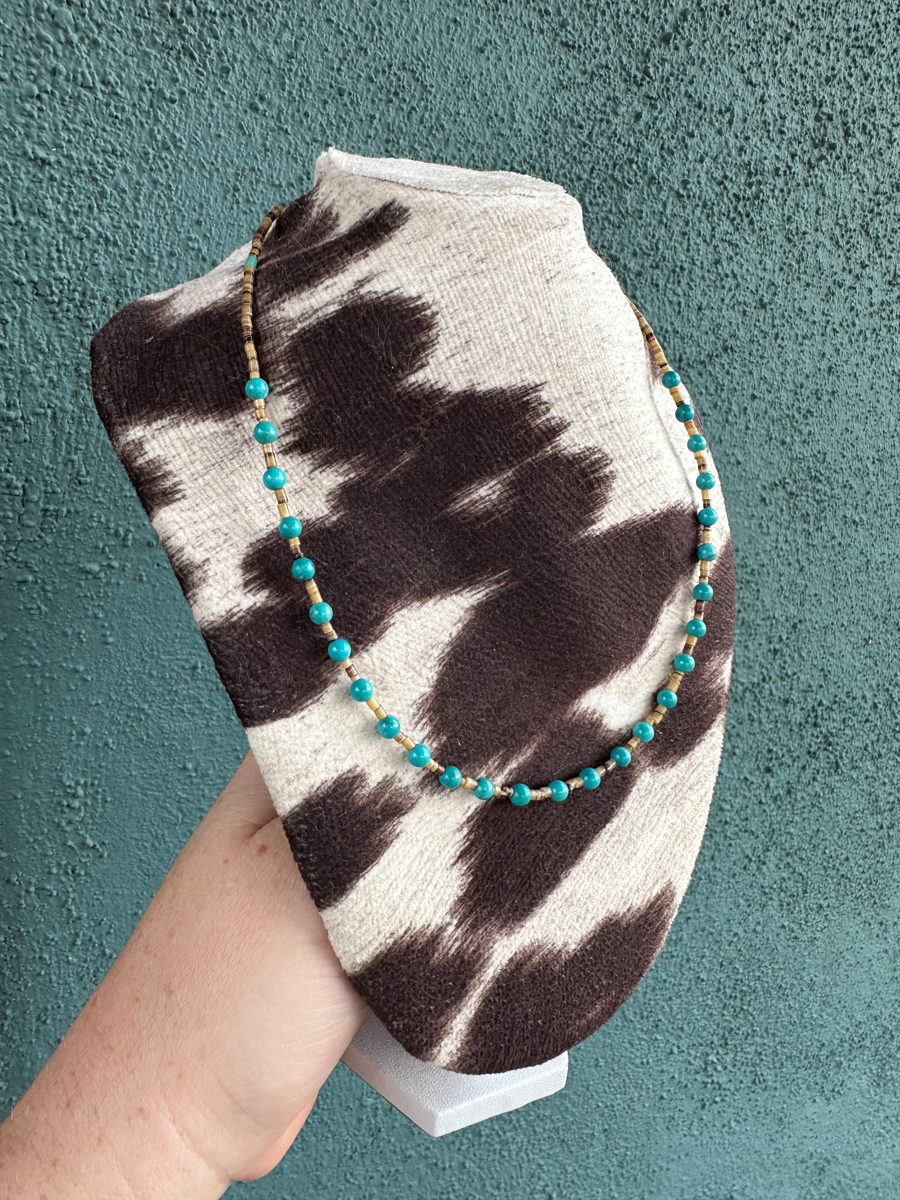 Navajo Turquoise And Heishi  Beaded Necklace 16”