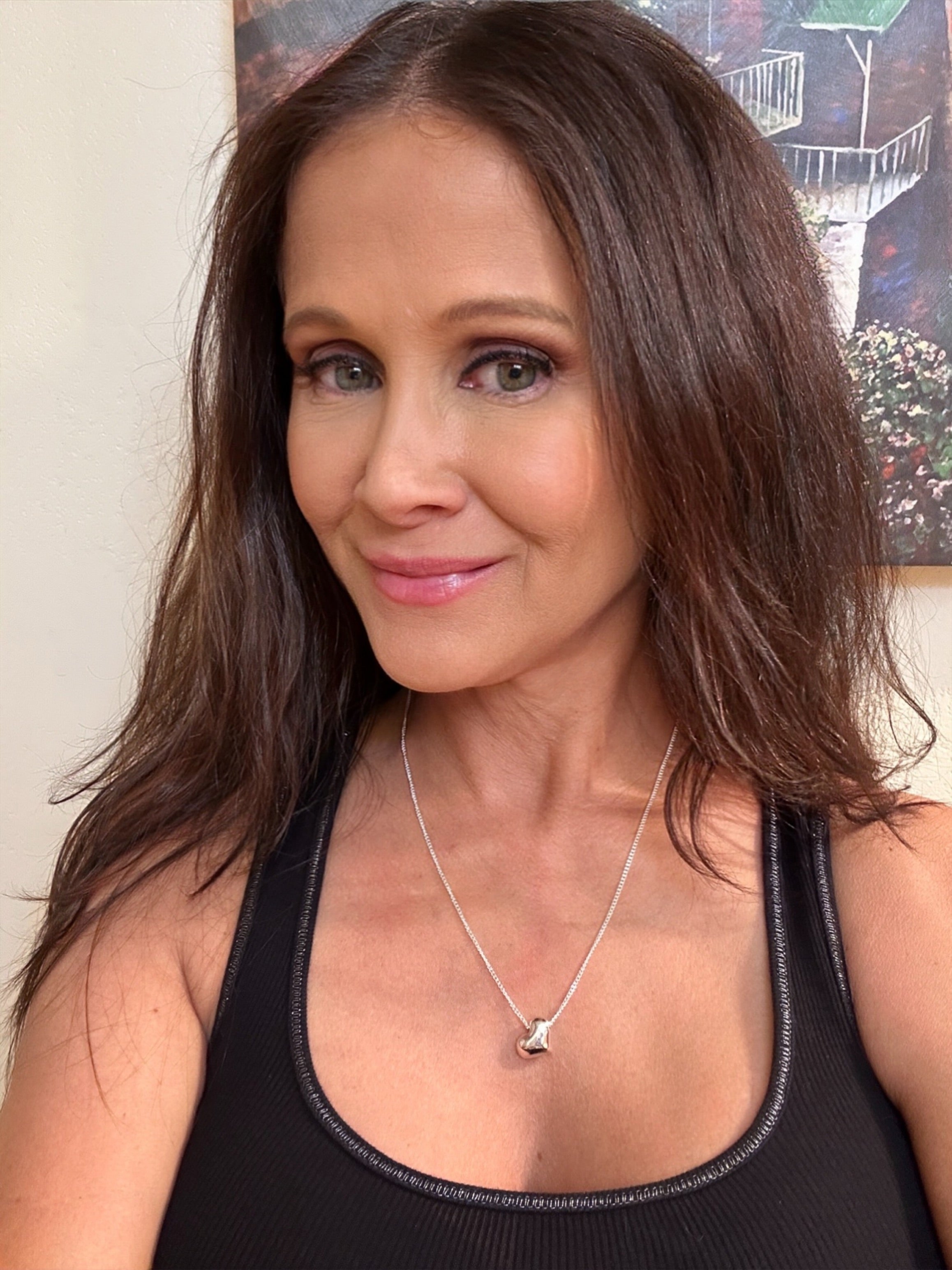 Puffed Side Heart Necklace