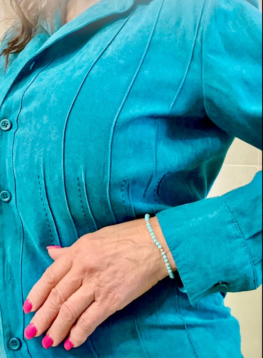 Turquoise Stretch Bracelet With Gold Plated Beads