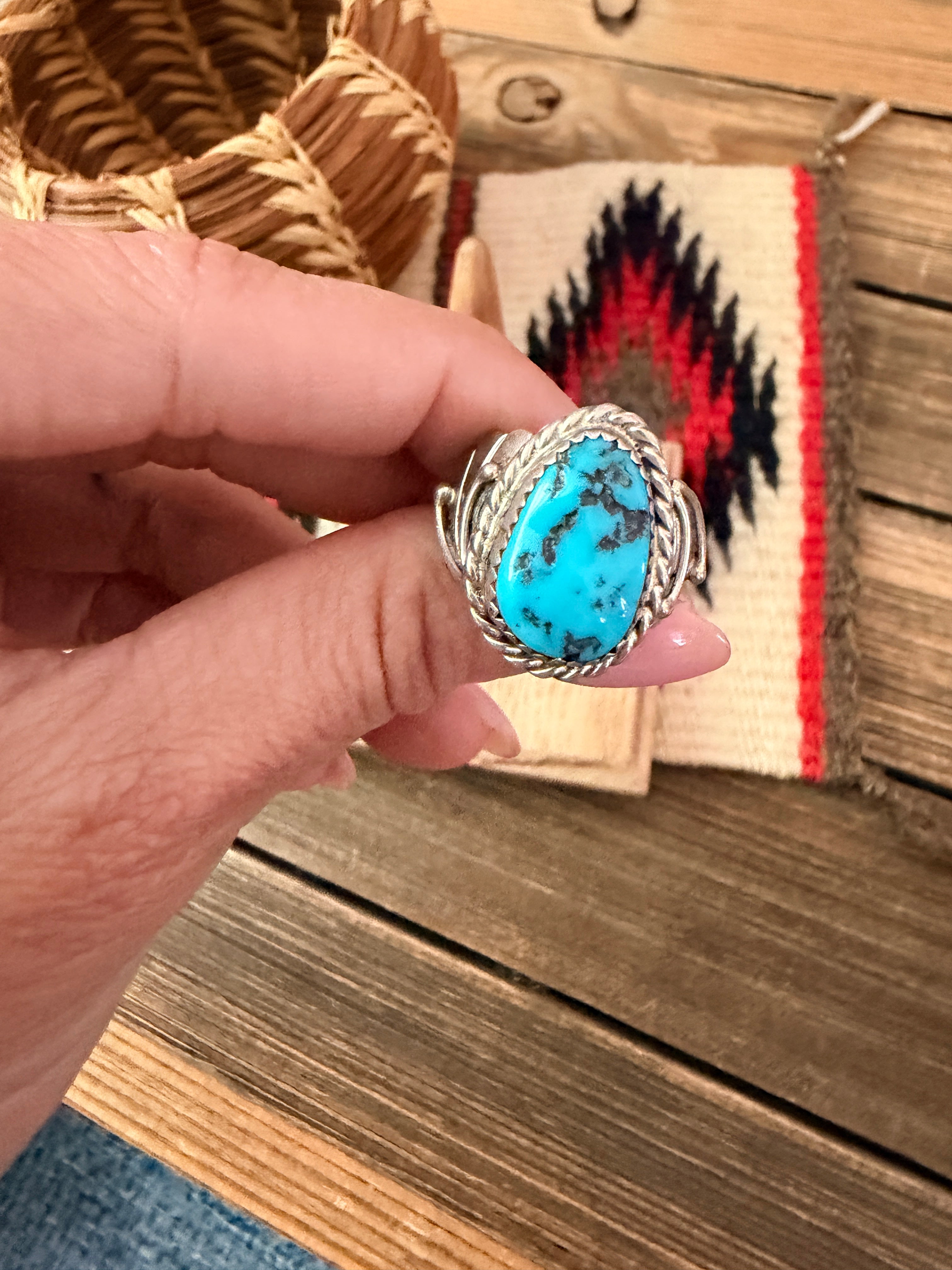 Old Pawn Handcrafted Turquoise & Sterling Silver Ring Size 6.75