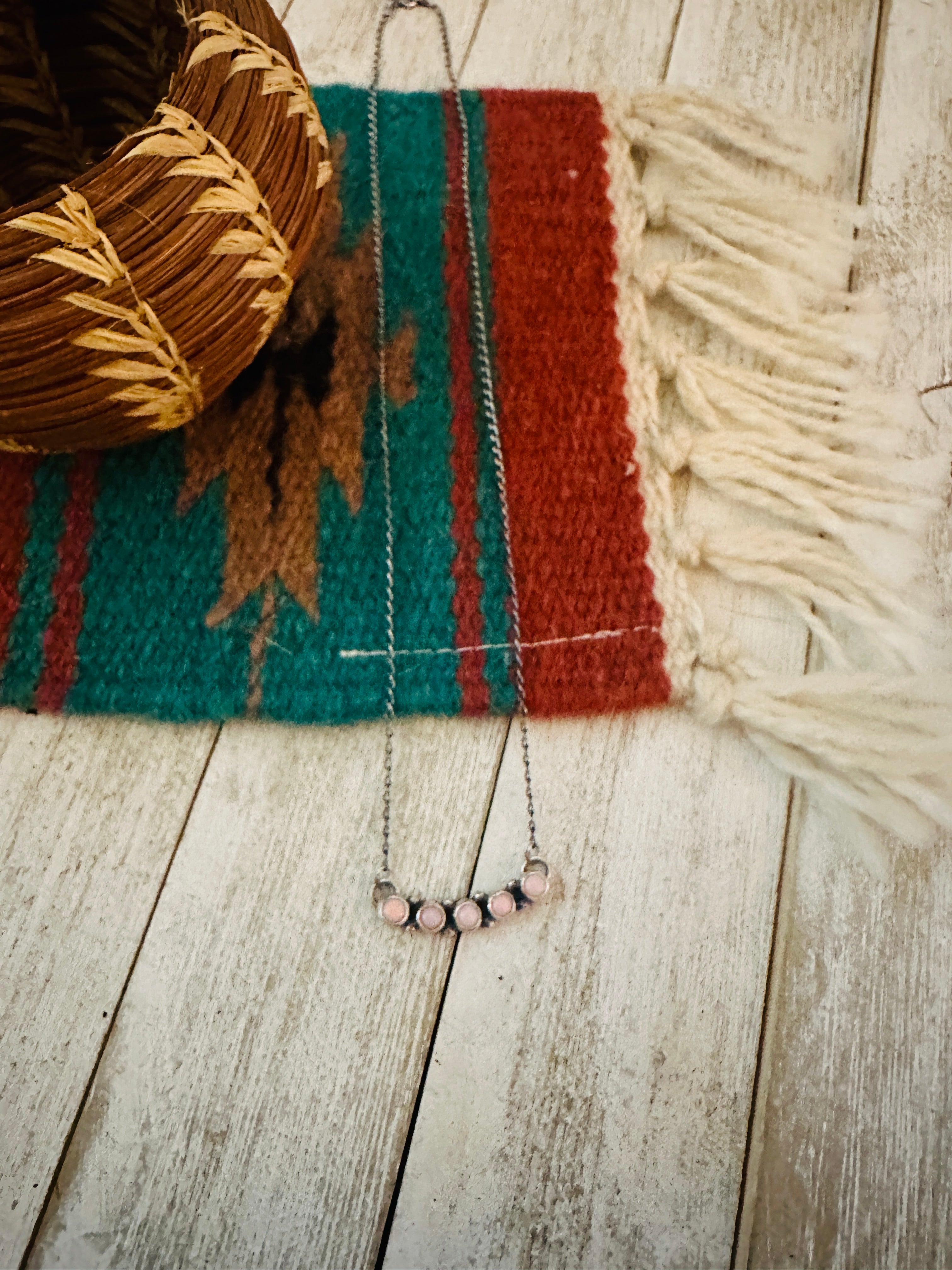 Navajo Queen Pink Conch & Sterling Silver Necklace