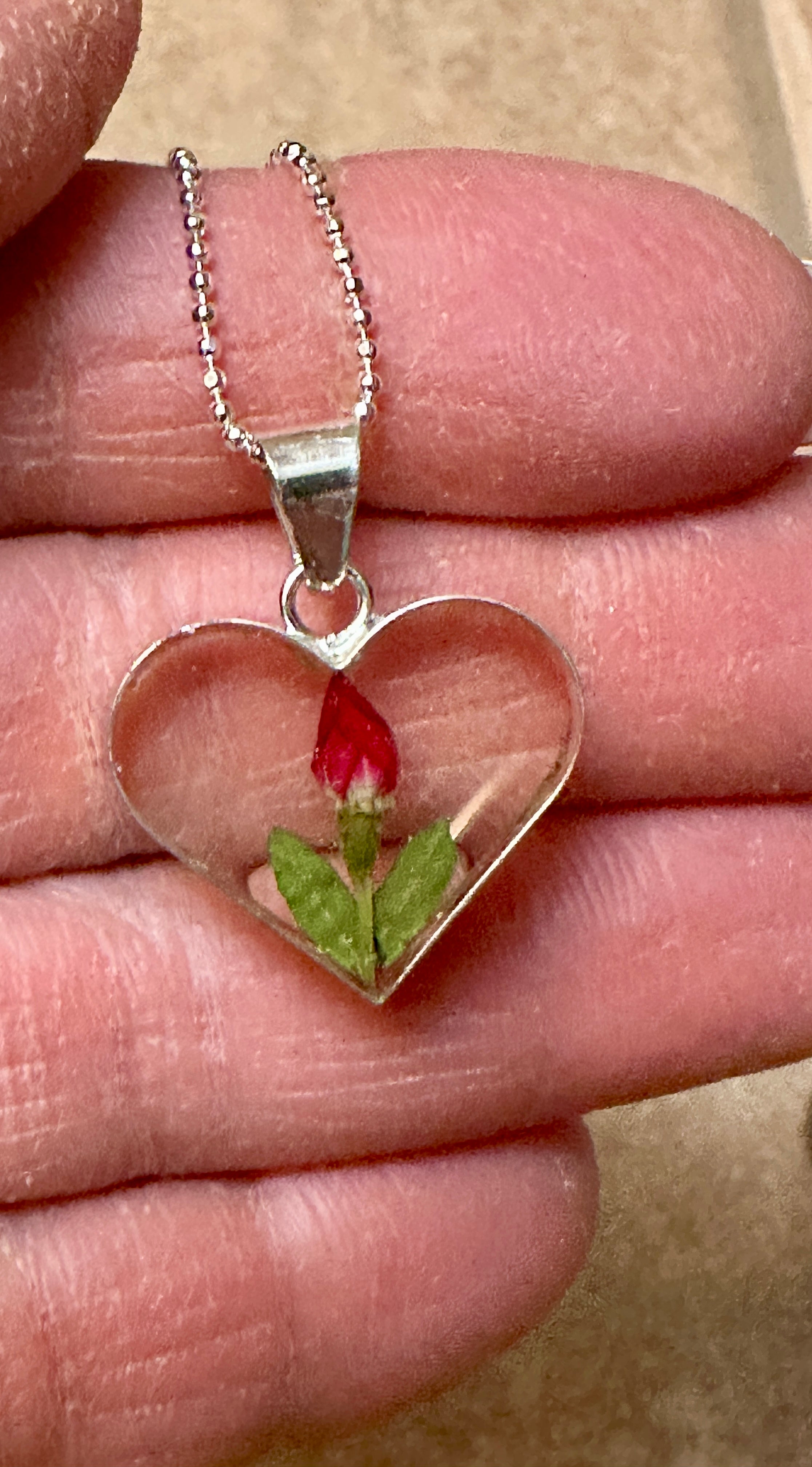 Primavera Rosebud Heart Necklace