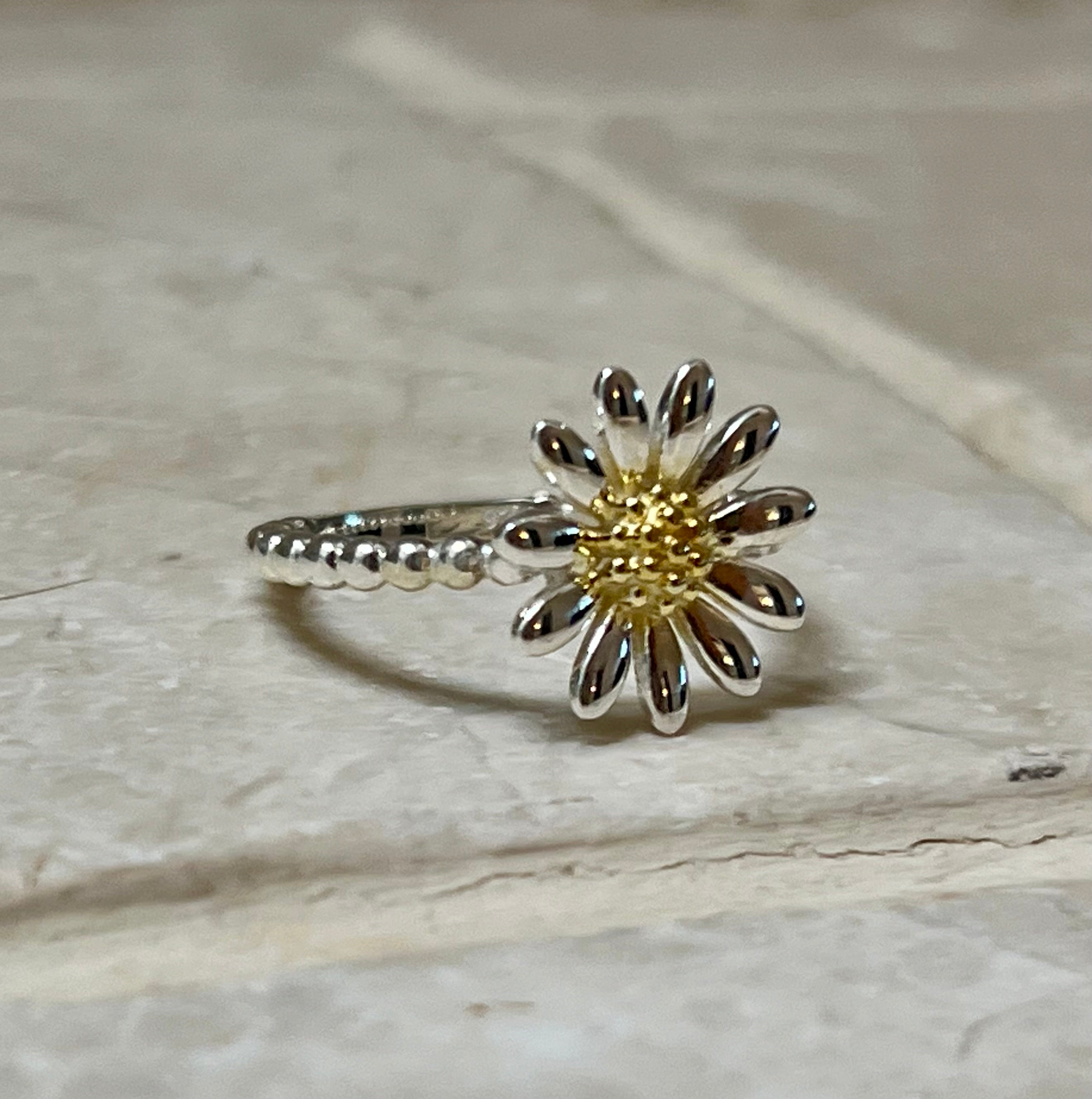Gold Daisy Sterling Silver Ring