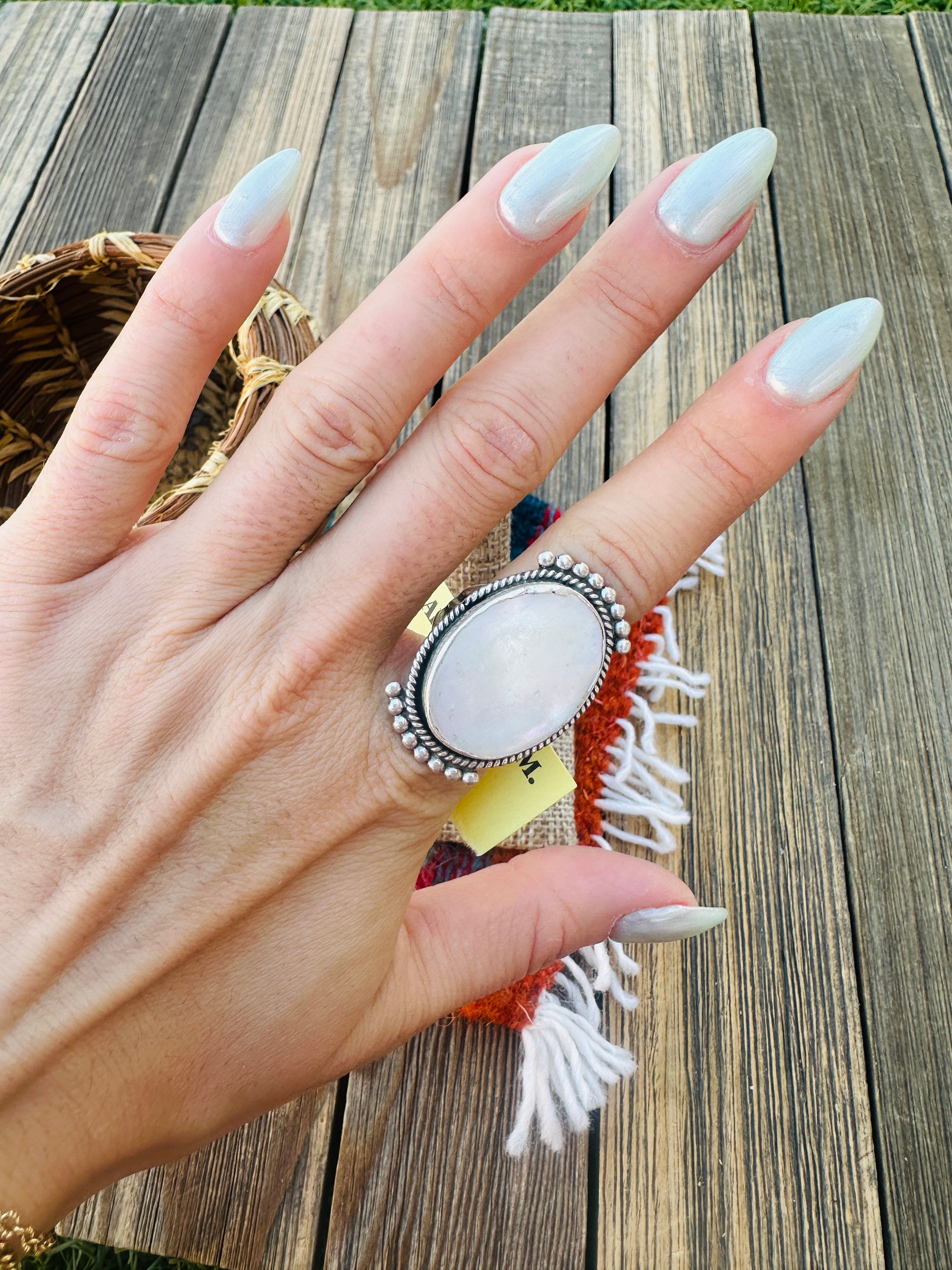 Old Pawn Handcrafted Mother of Pearl & Sterling Silver Ring Size 8