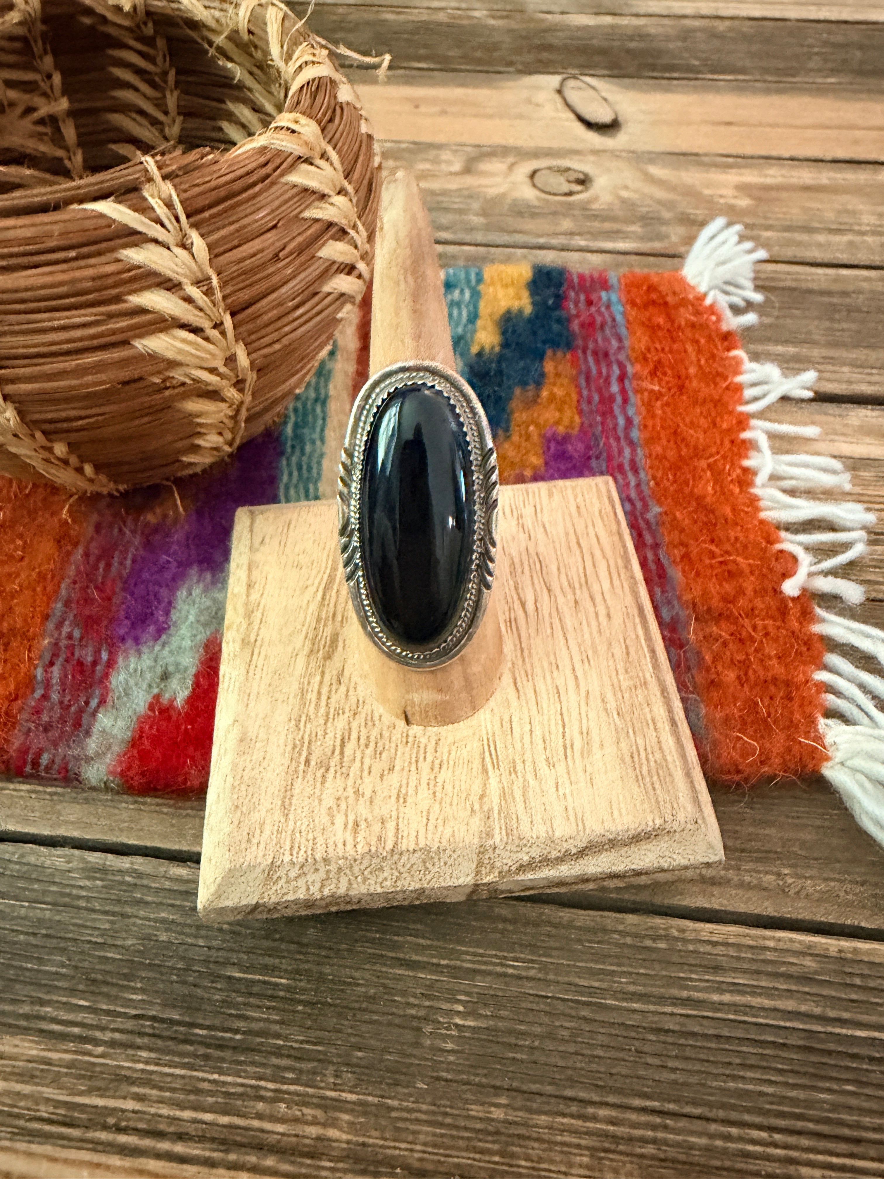 Old Pawn Handcrafted Black Onyx & Sterling Silver Ring Size 6.5