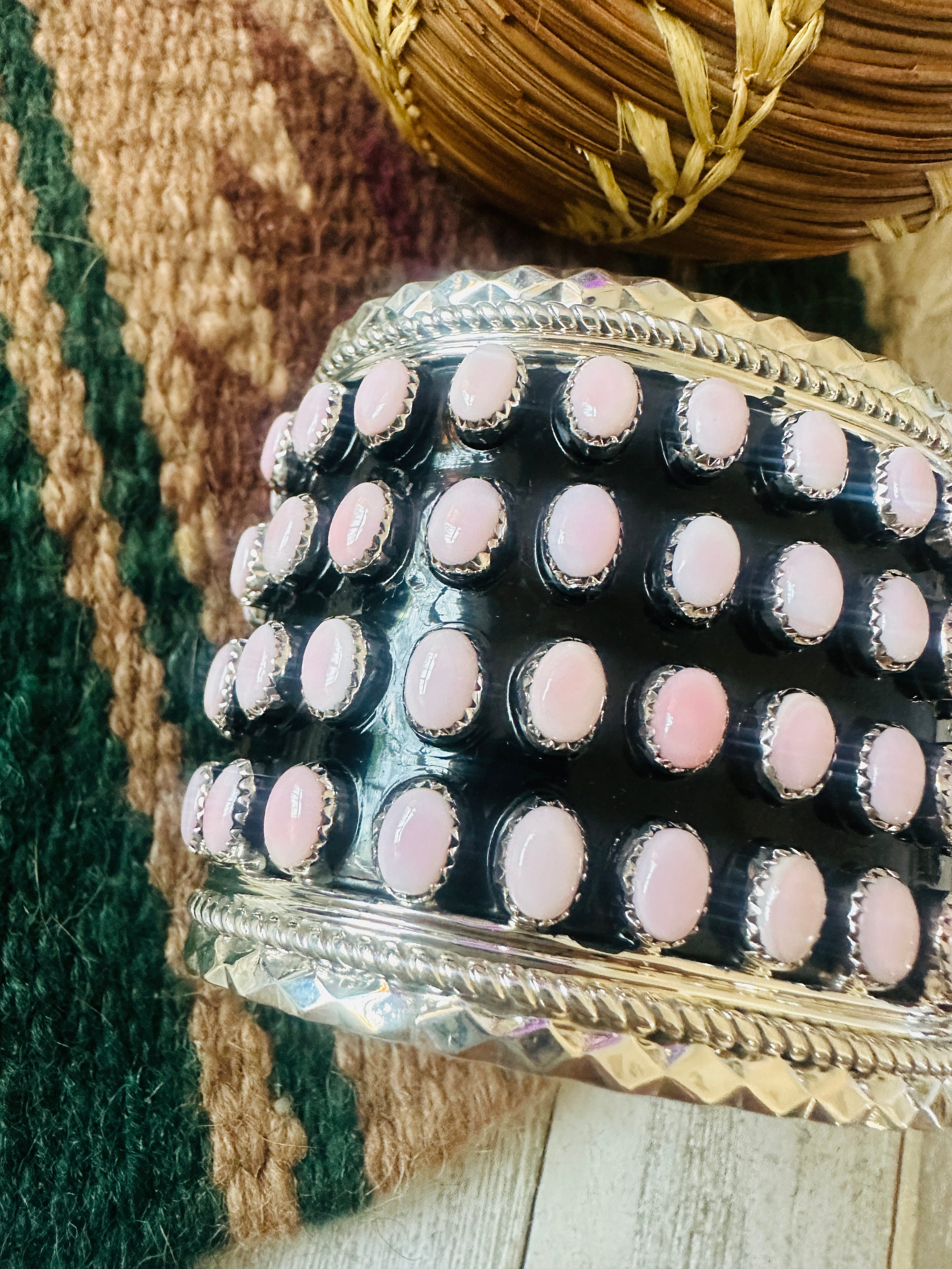 Stunning Navajo Queen Pink Conch Shell & Sterling Silver Cluster Cuff Bracelet