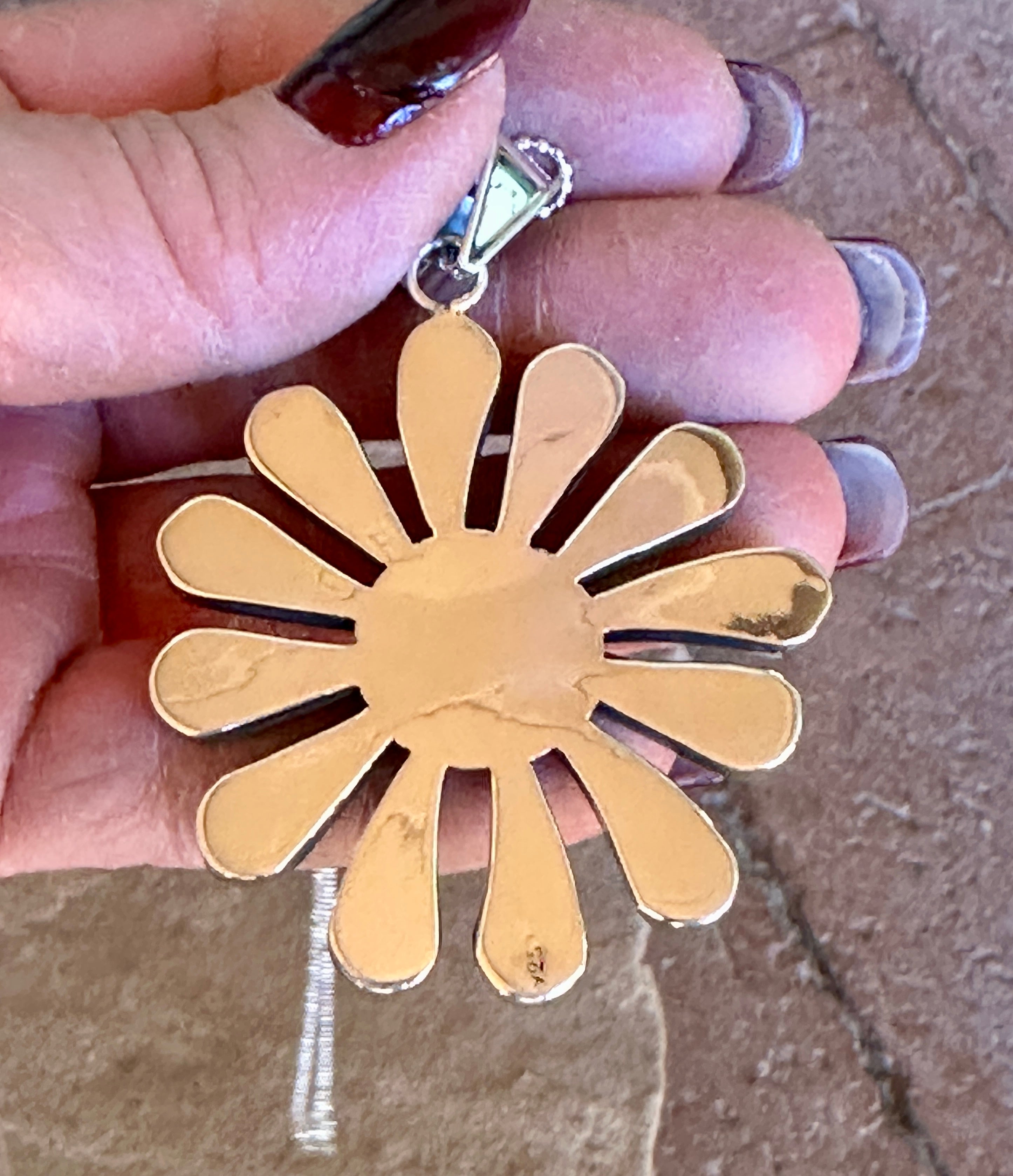 Tejano Daisy Pendant Necklace
