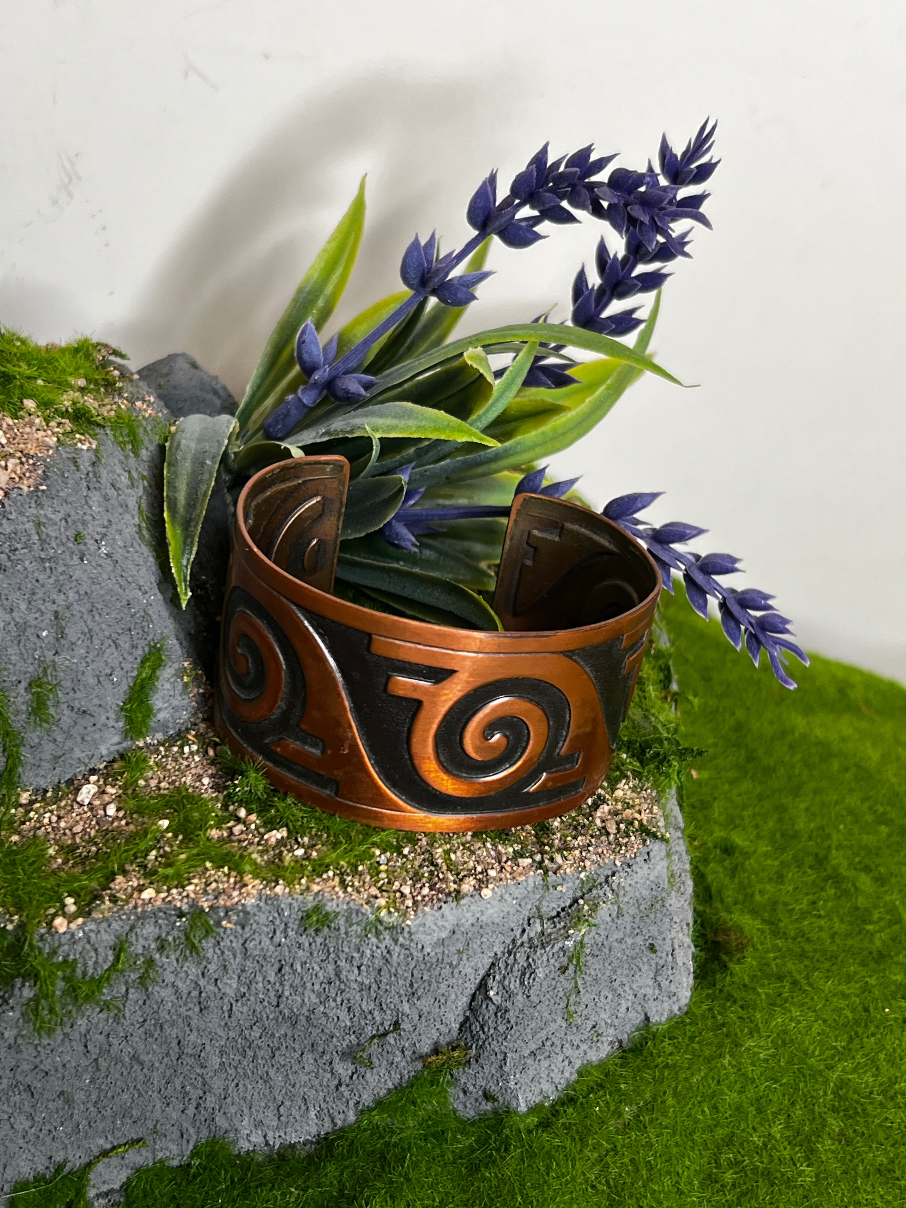 Handmade Vintage Copper Pattern Cuff Bracelet