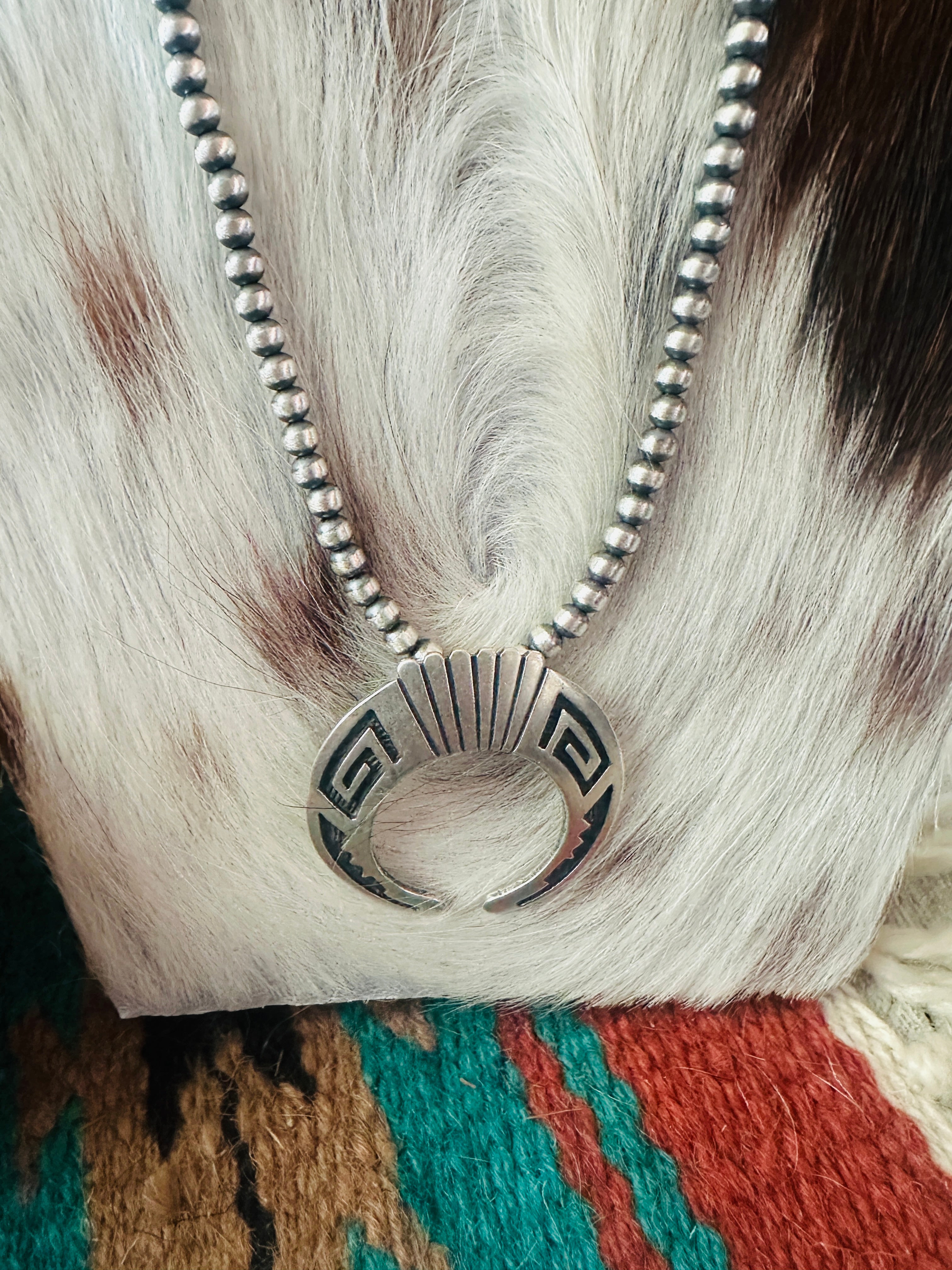 Handcrafted Sterling Silver Pearl Beaded Naja Necklace 24"