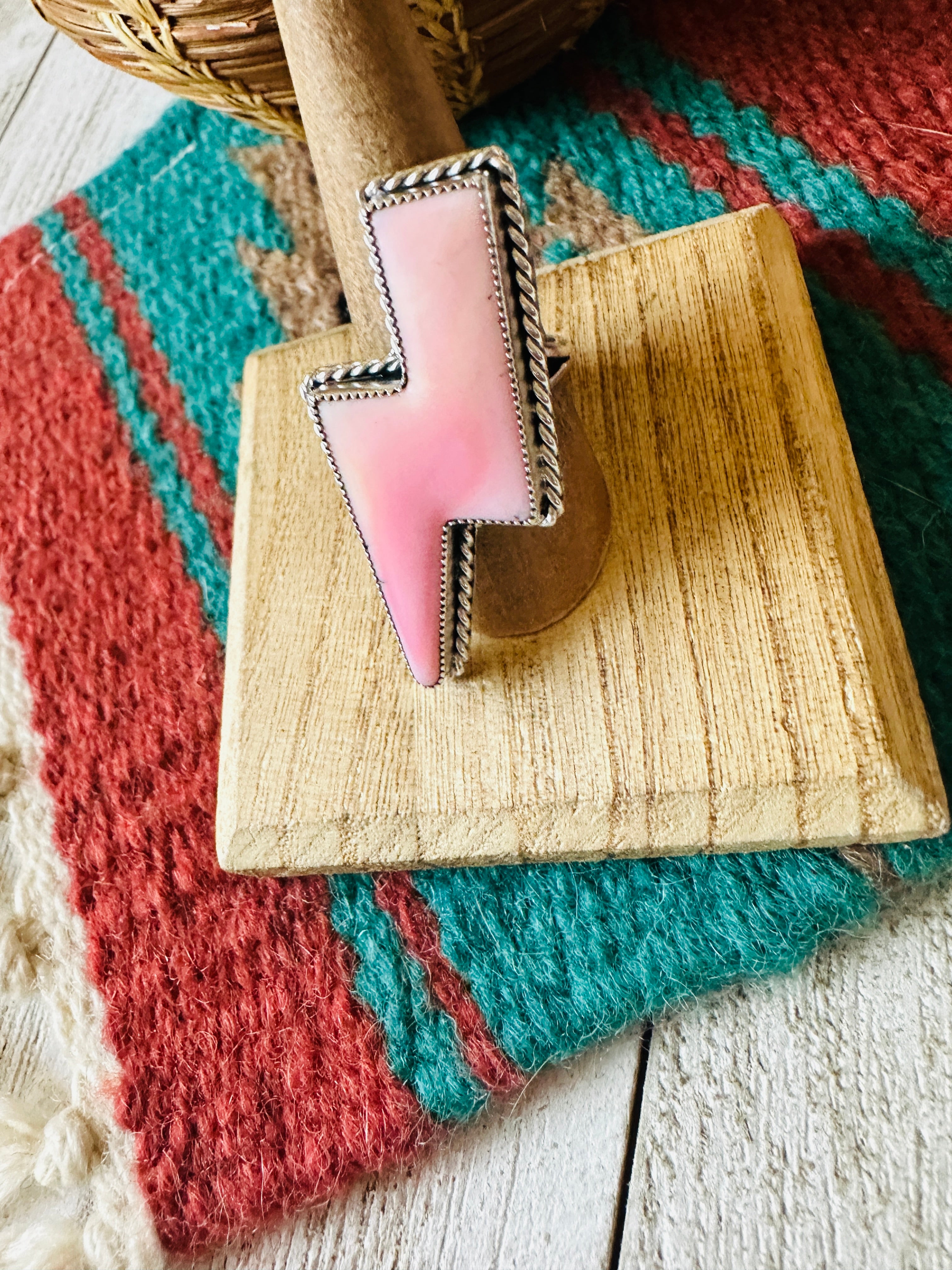 Navajo Sterling Silver & Queen Pink Conch Lightning Bolt Adjustable Ring