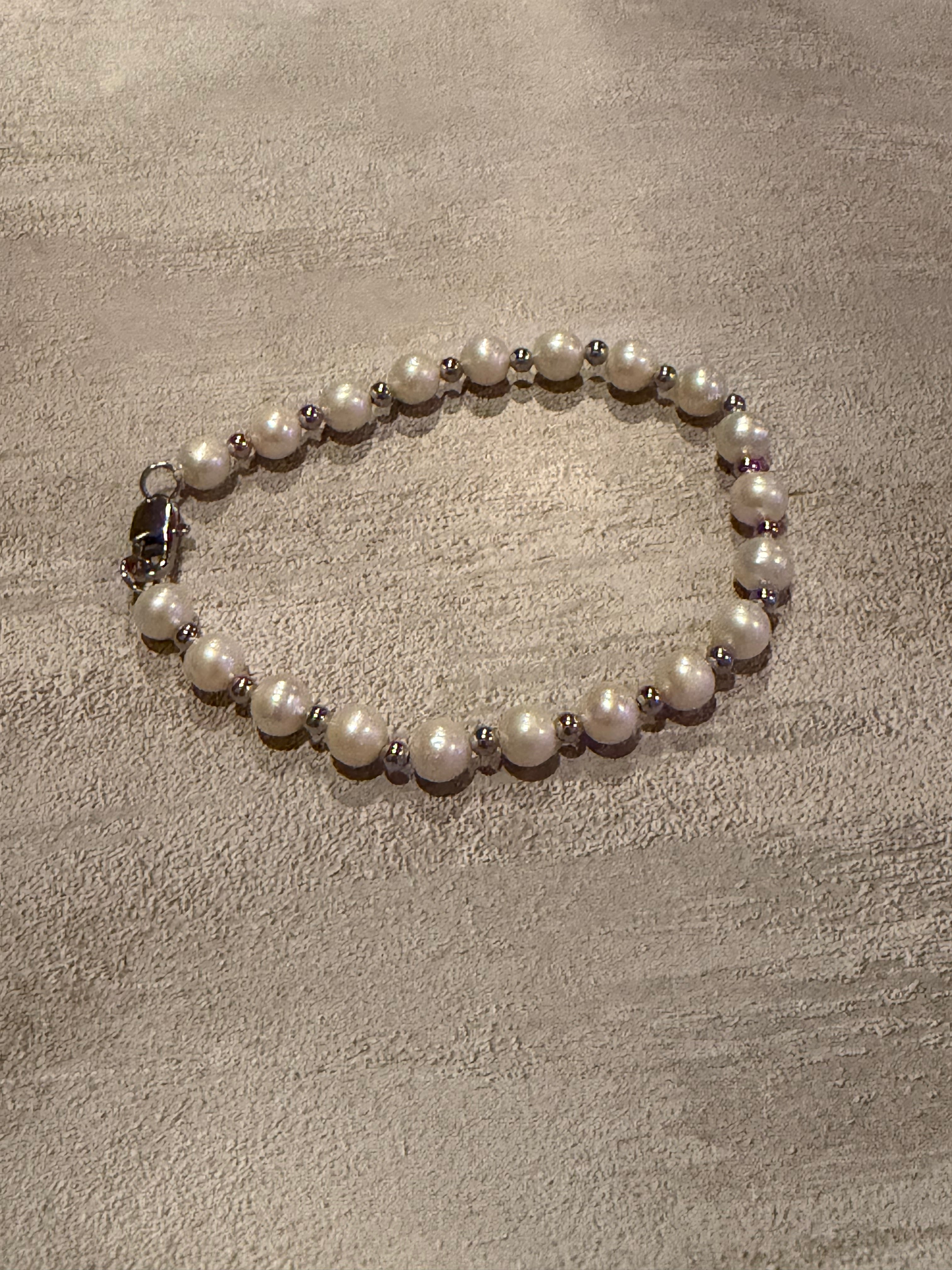 Pearl Beaded Bracelet