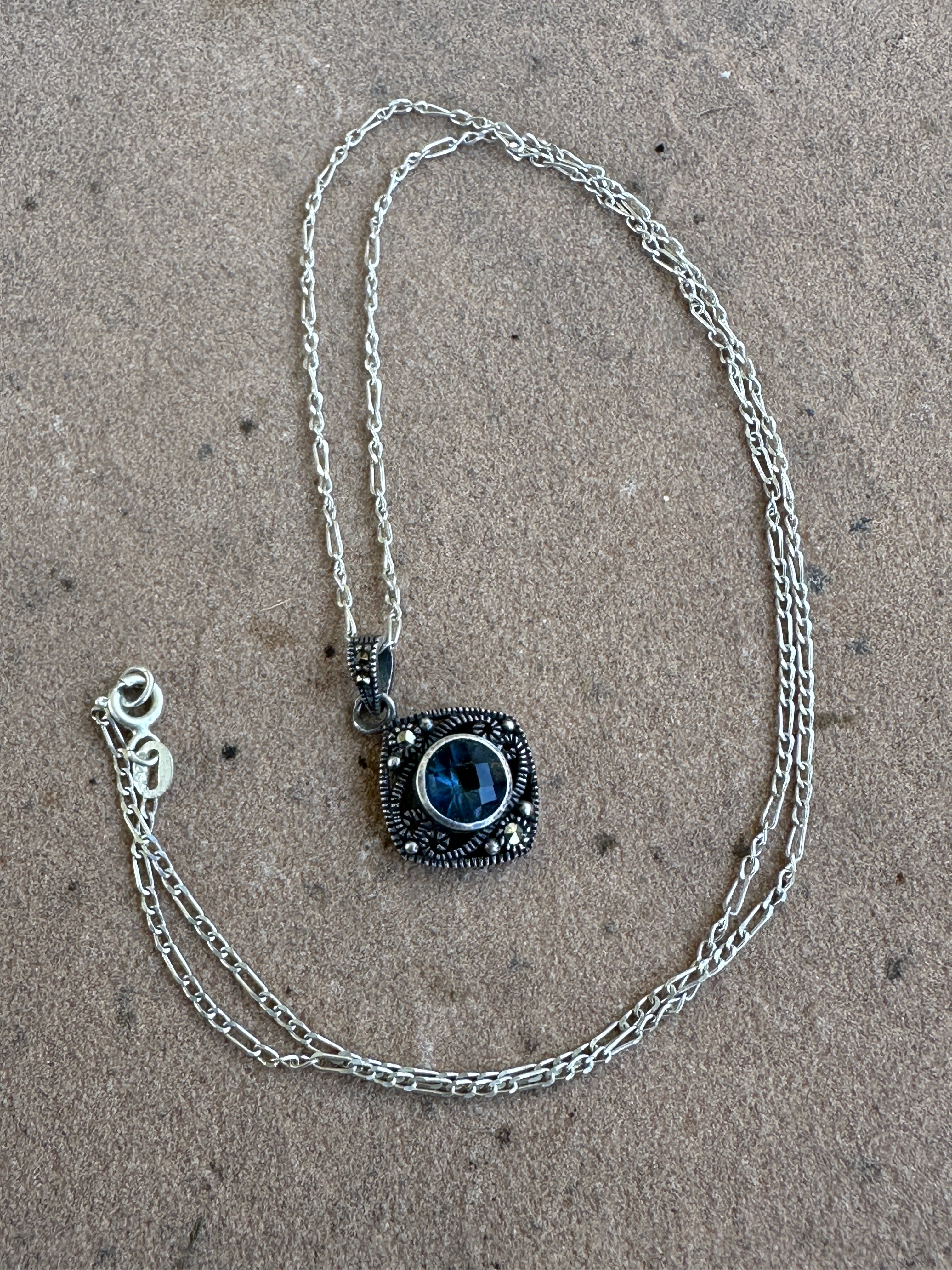 Blue Topaz pendant necklace 20” ￼