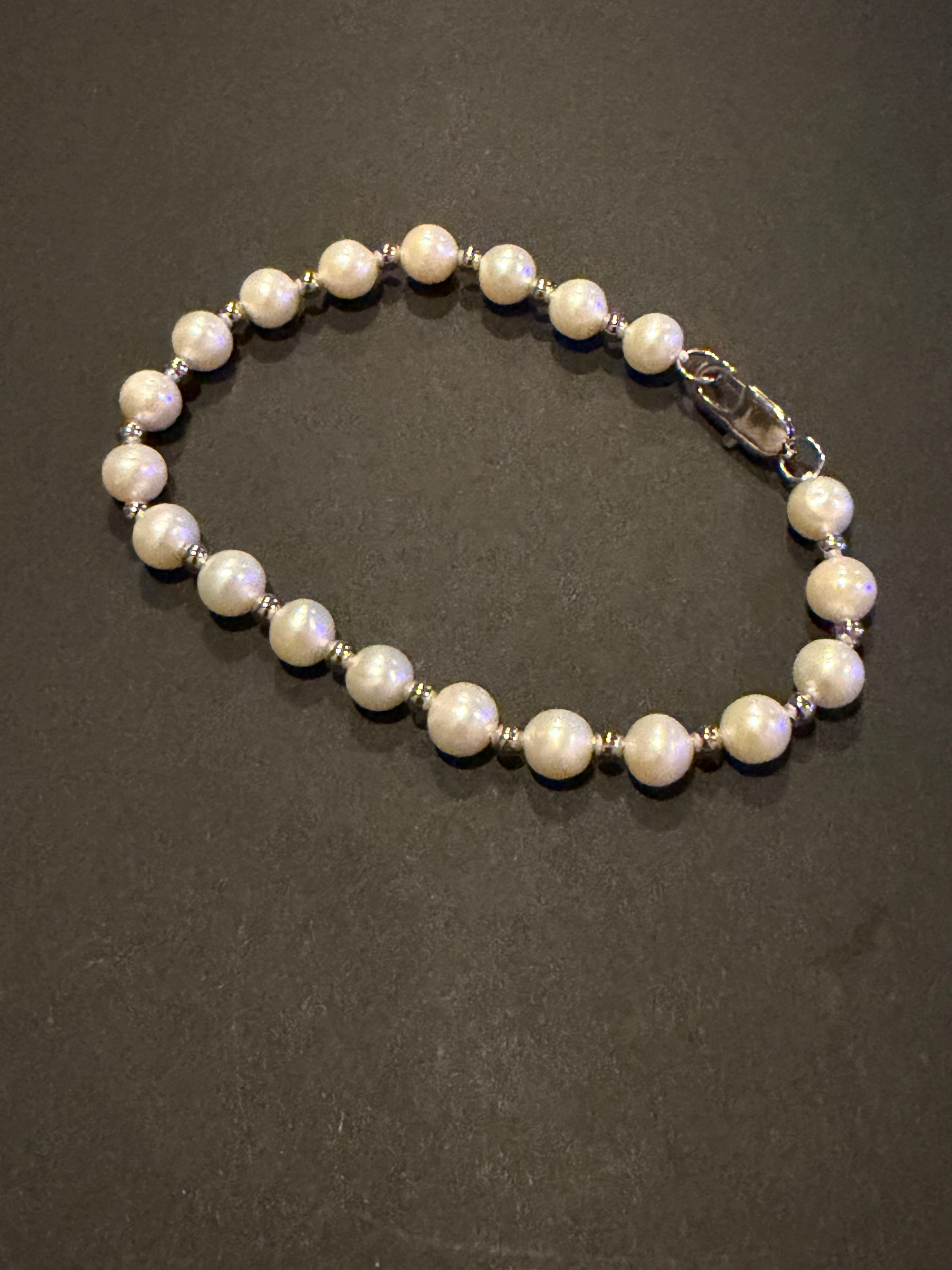 Pearl Beaded Bracelet