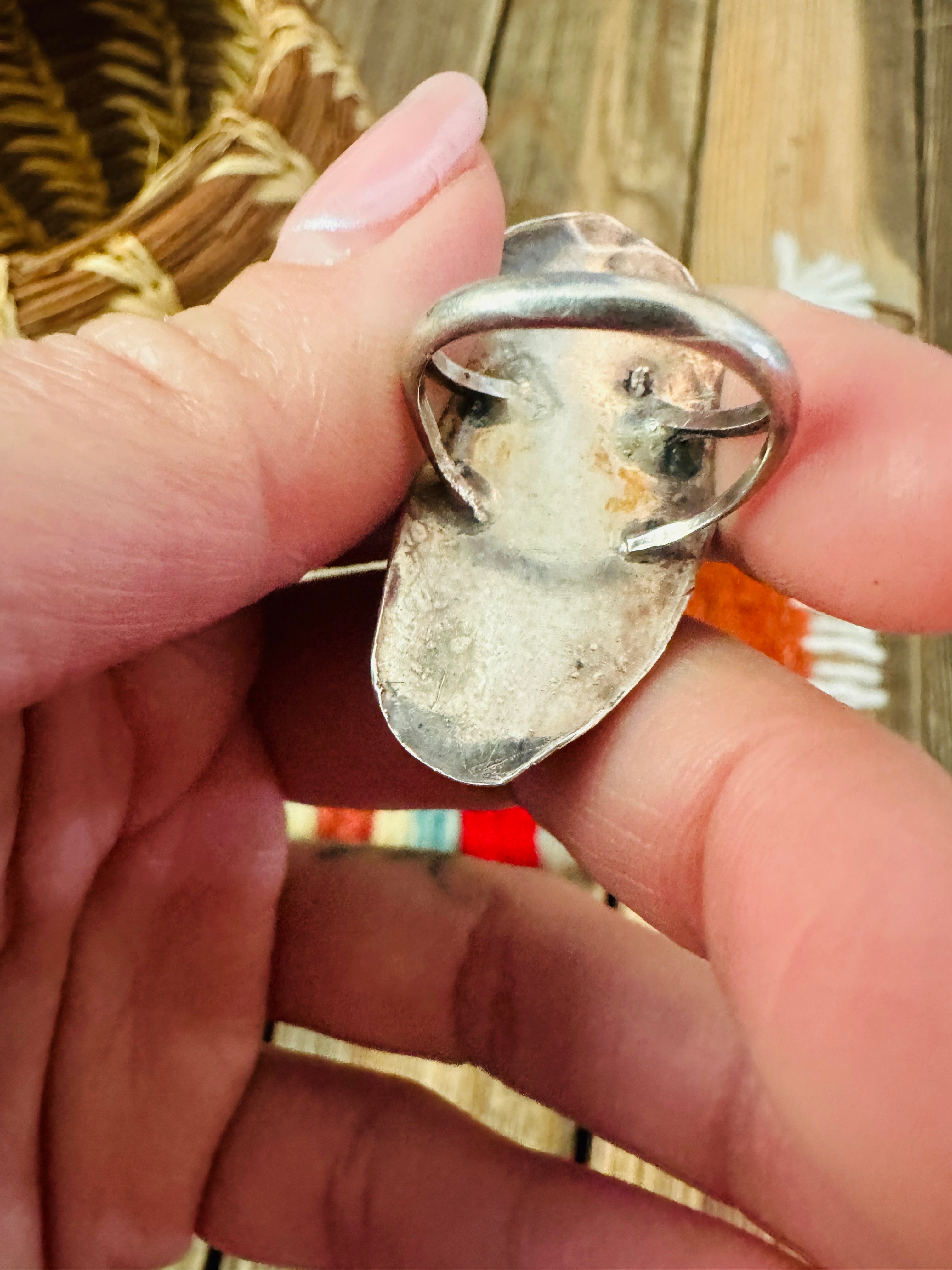 Old Pawn Handcrafted Mother of Pearl, Coral & Sterling Silver Ring Size 5