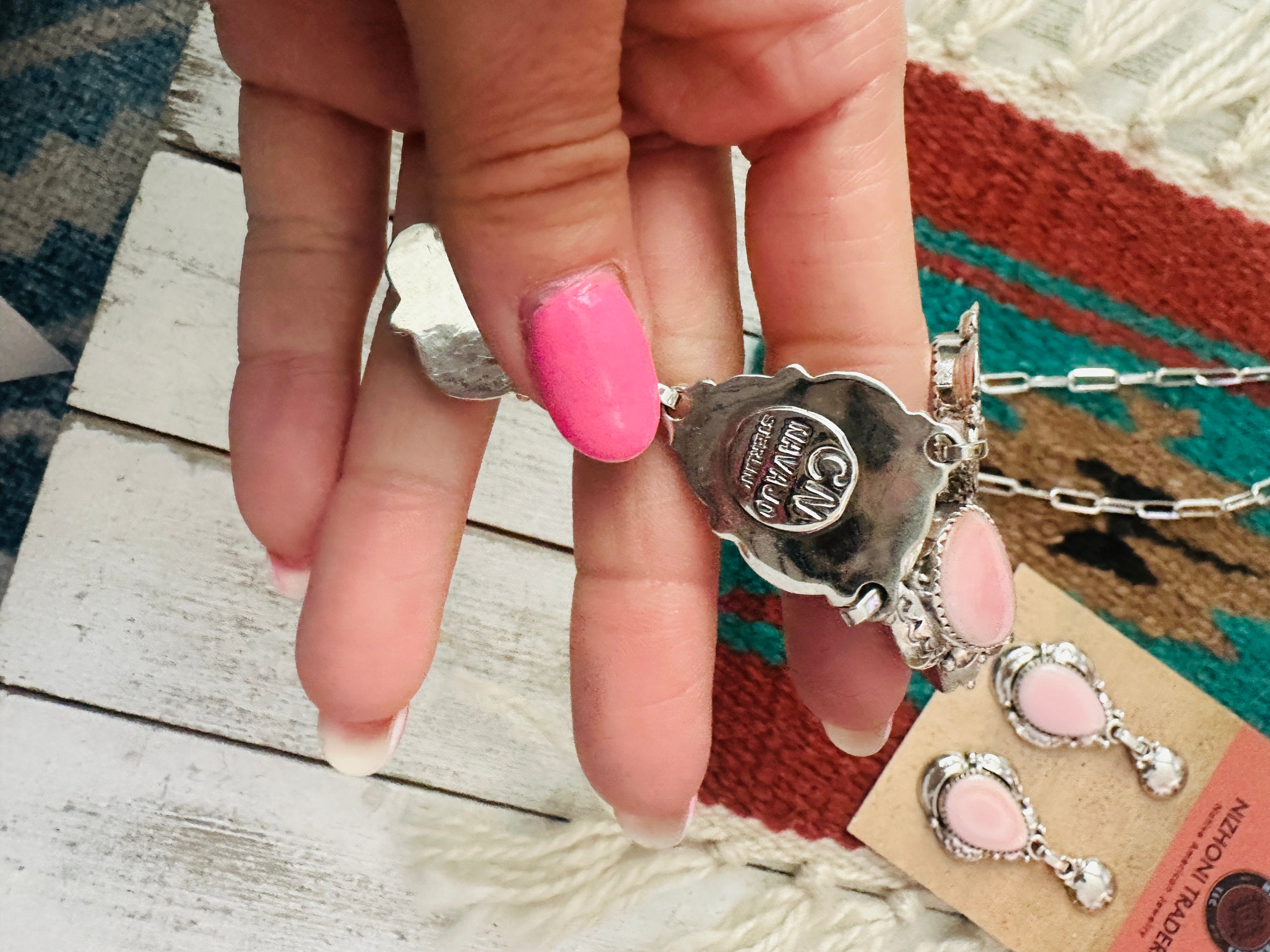 Navajo Queen Pink Conch & Sterling Silver Necklace Set