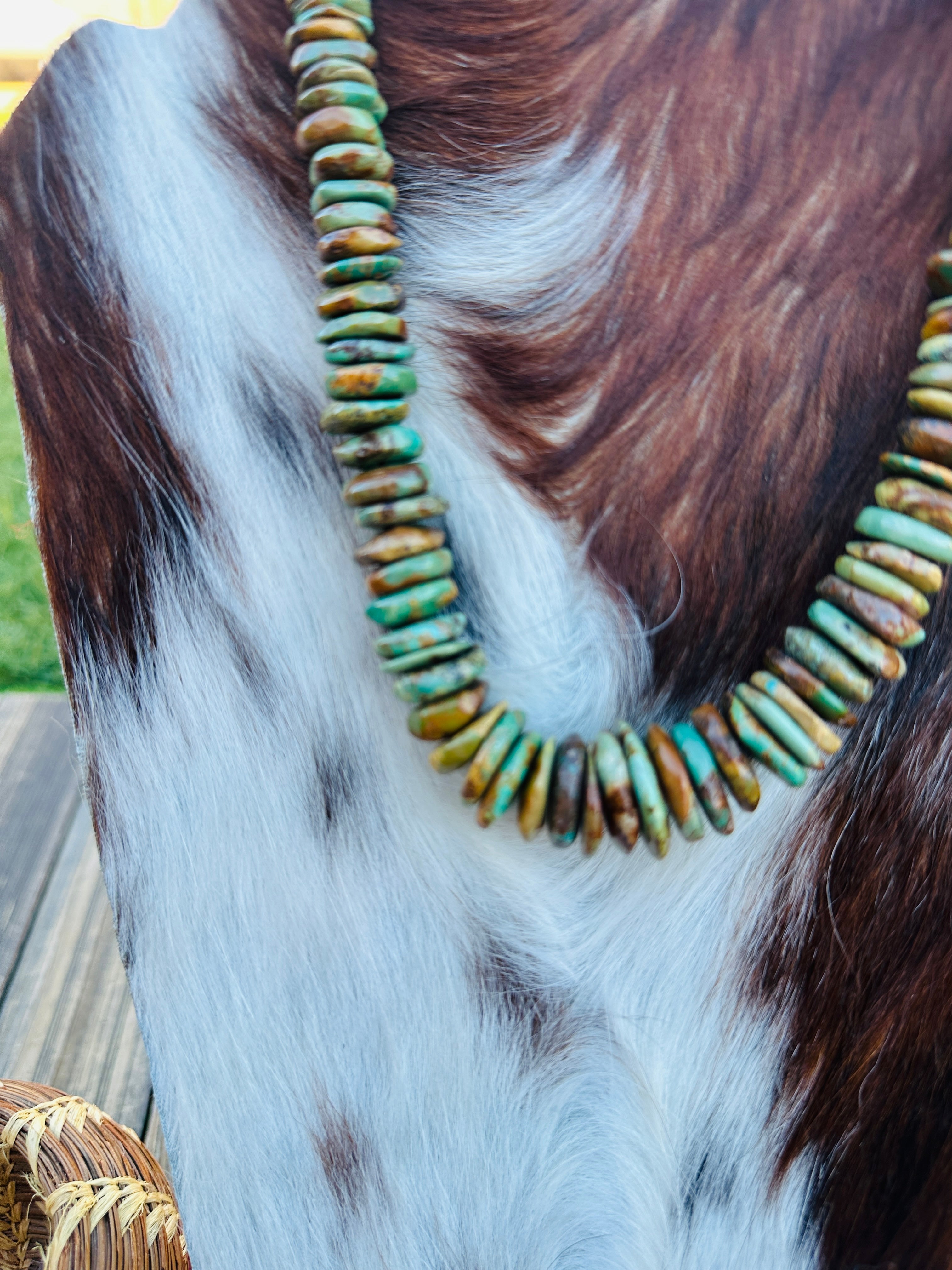 Old Pawn Handcrafted Royston Turquoise Beaded 16” Necklace