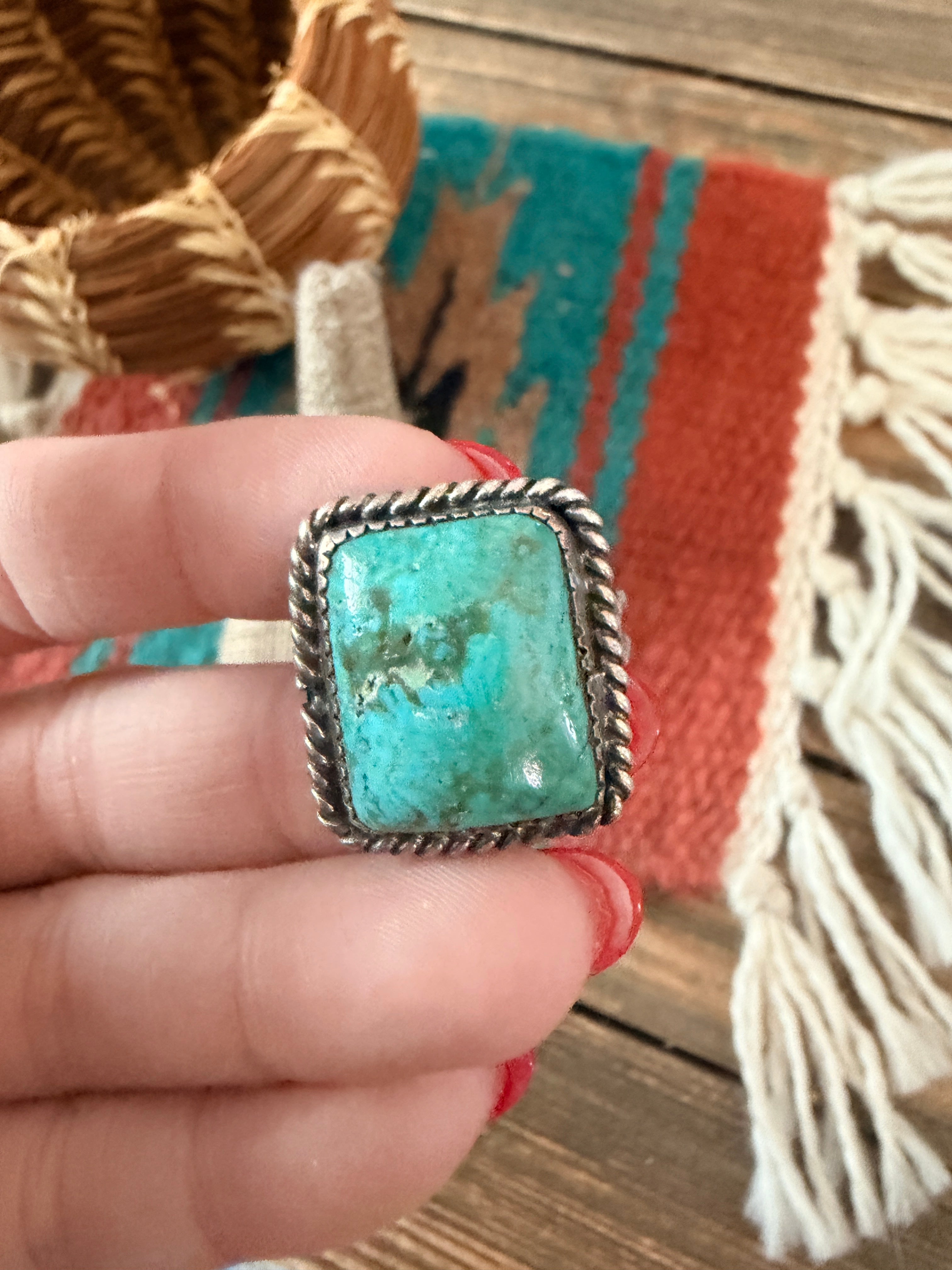 Old Pawn Handcrafted Turquoise & Sterling Silver Ring Size 8.75