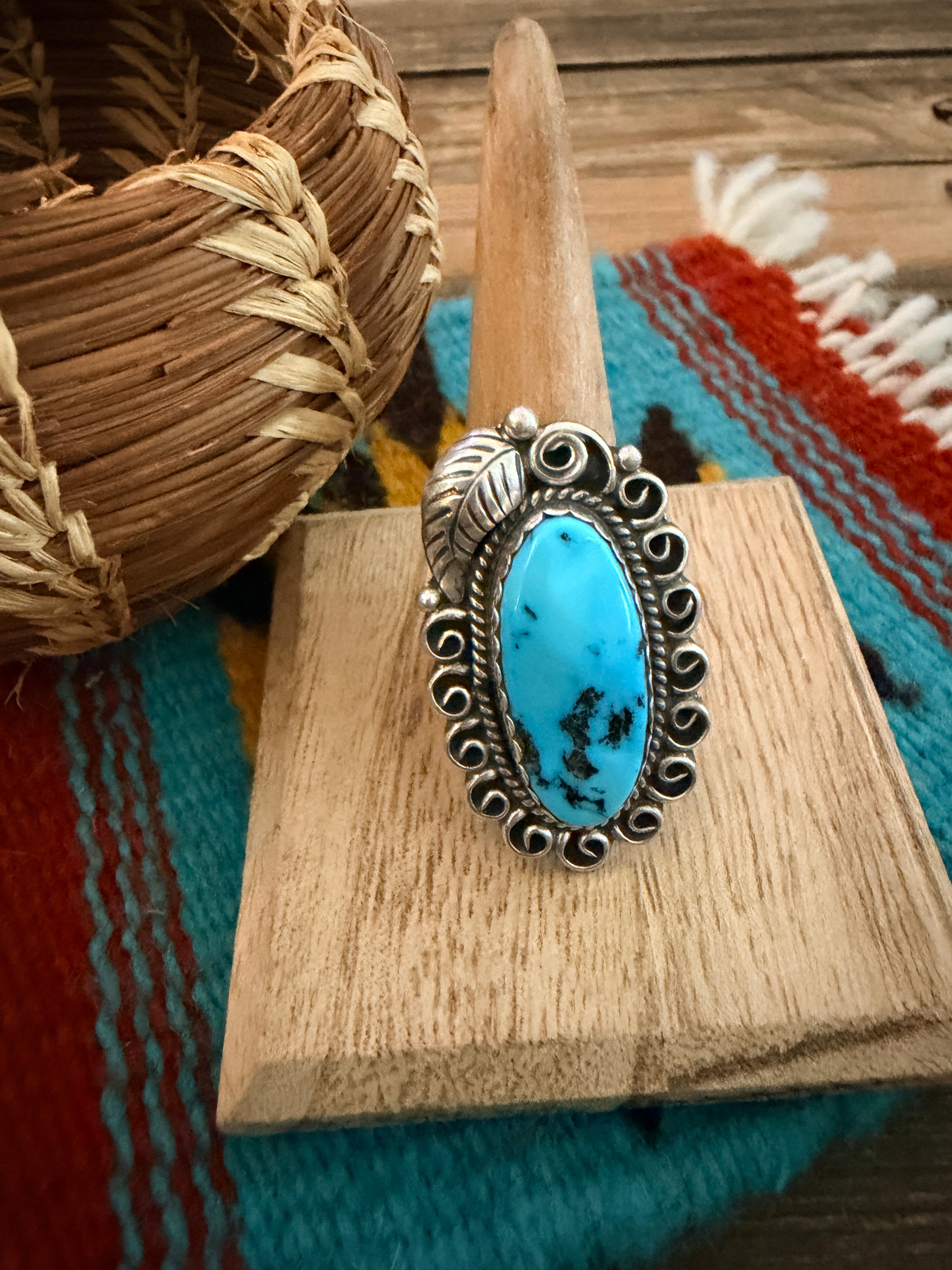 Old Pawn Handcrafted Turquoise & Sterling Silver Ring Size 10.75