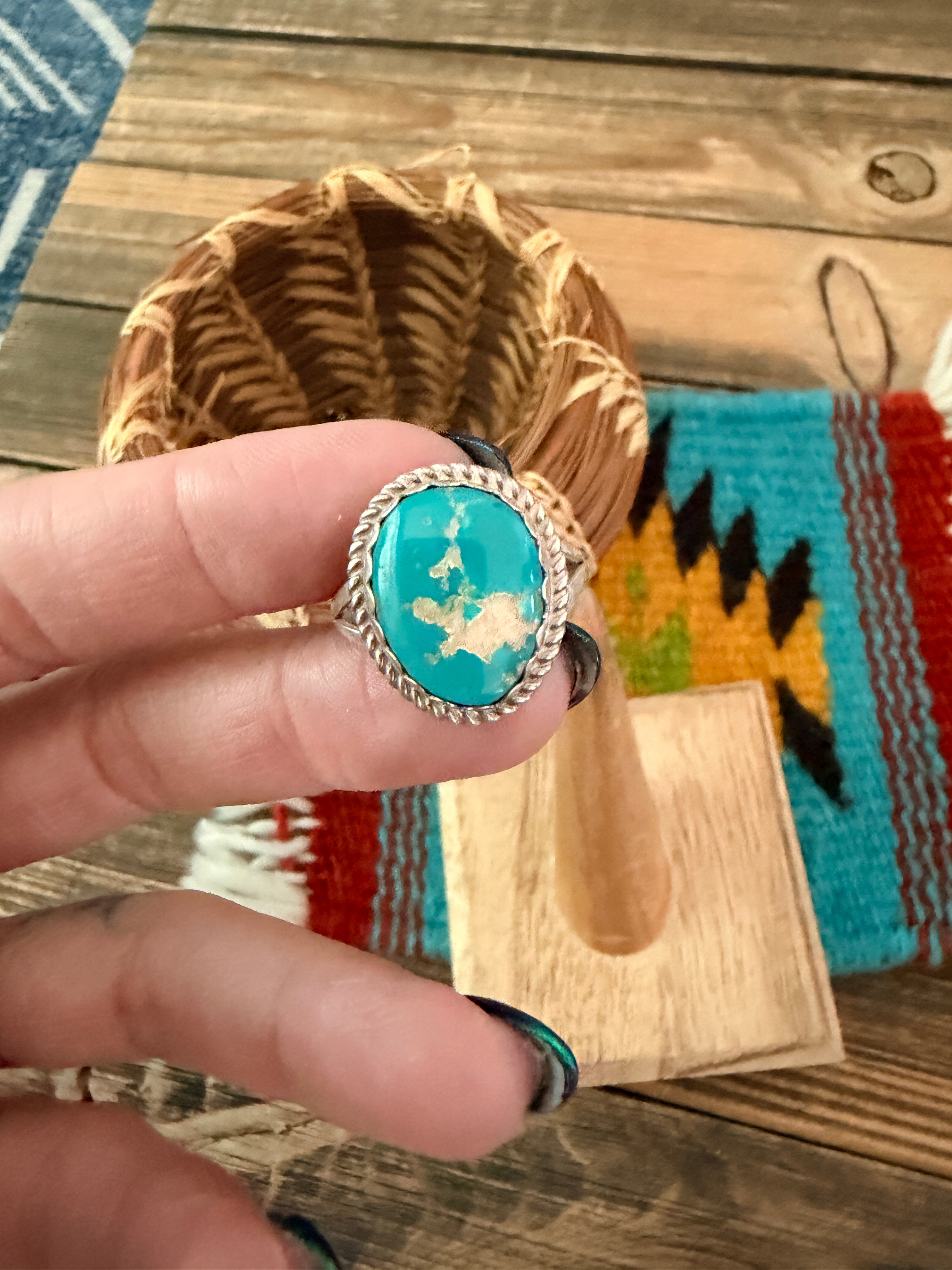 Old Pawn Handcrafted Turquoise & Sterling Silver Ring Size 9