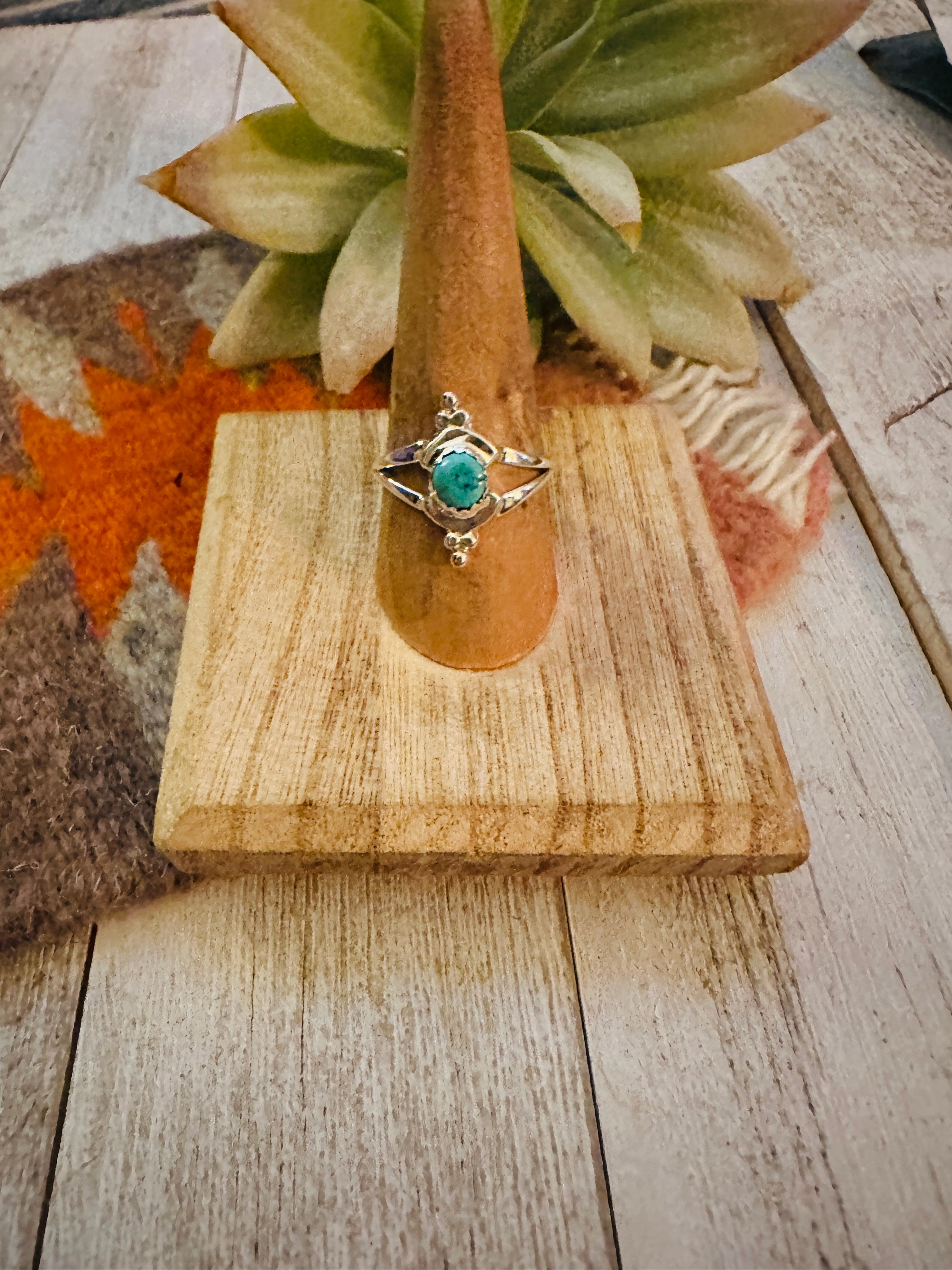 Navajo Turquoise & Sterling Silver Ring Size 8.25